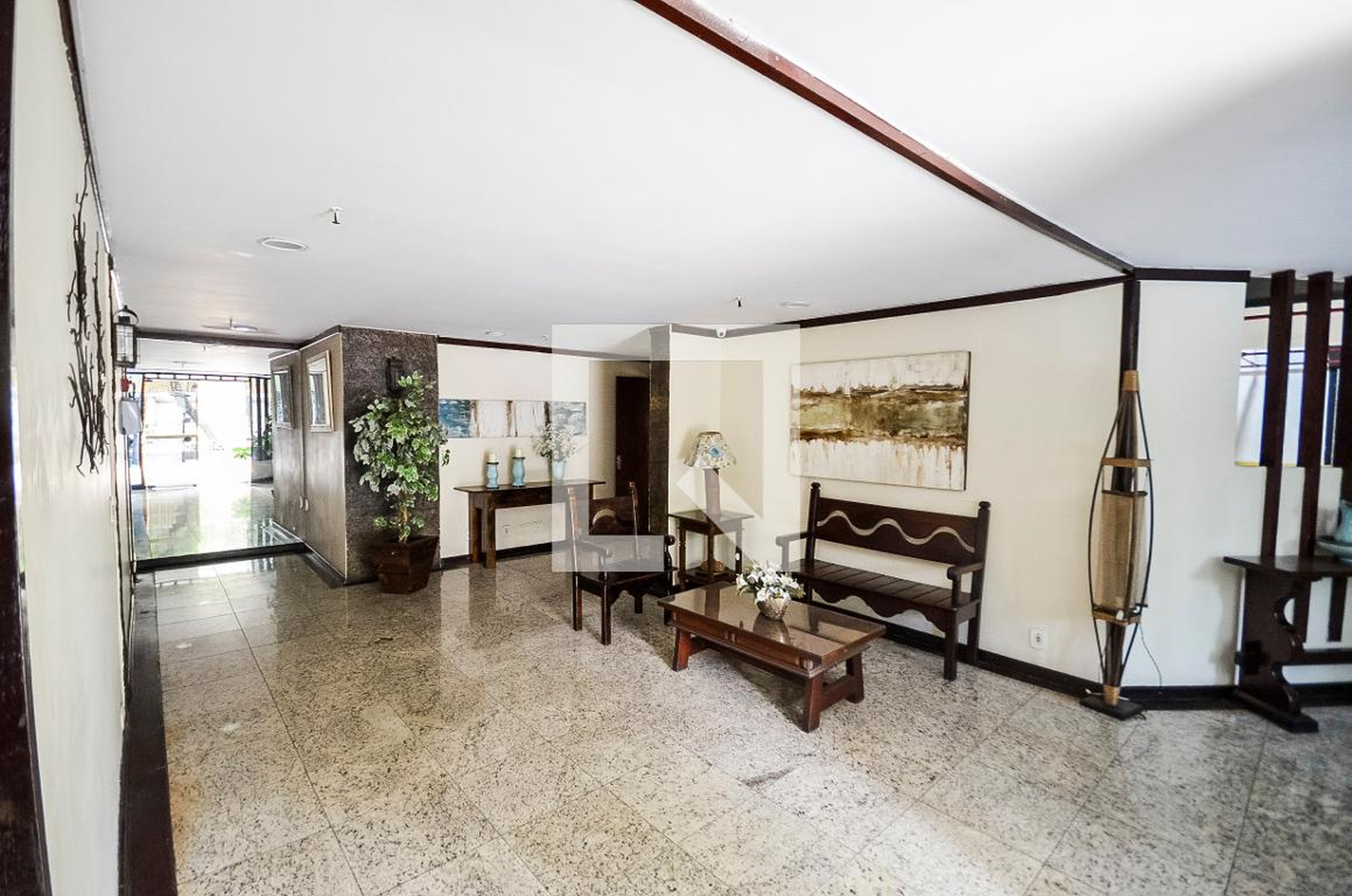 Hall - Edifício San Micheli