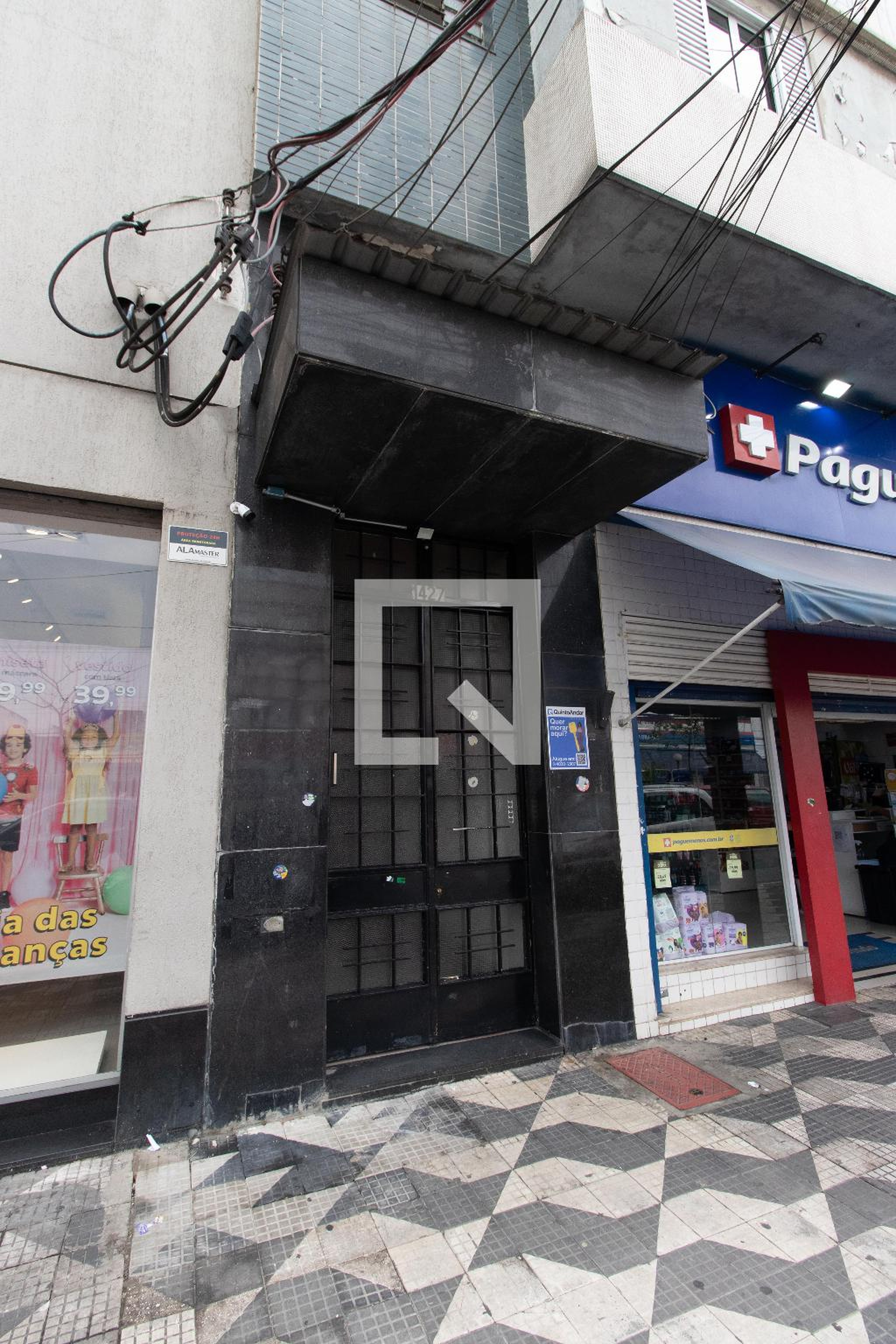 Fachada Condomínio em Avenida Guilherme Cotching, 1427