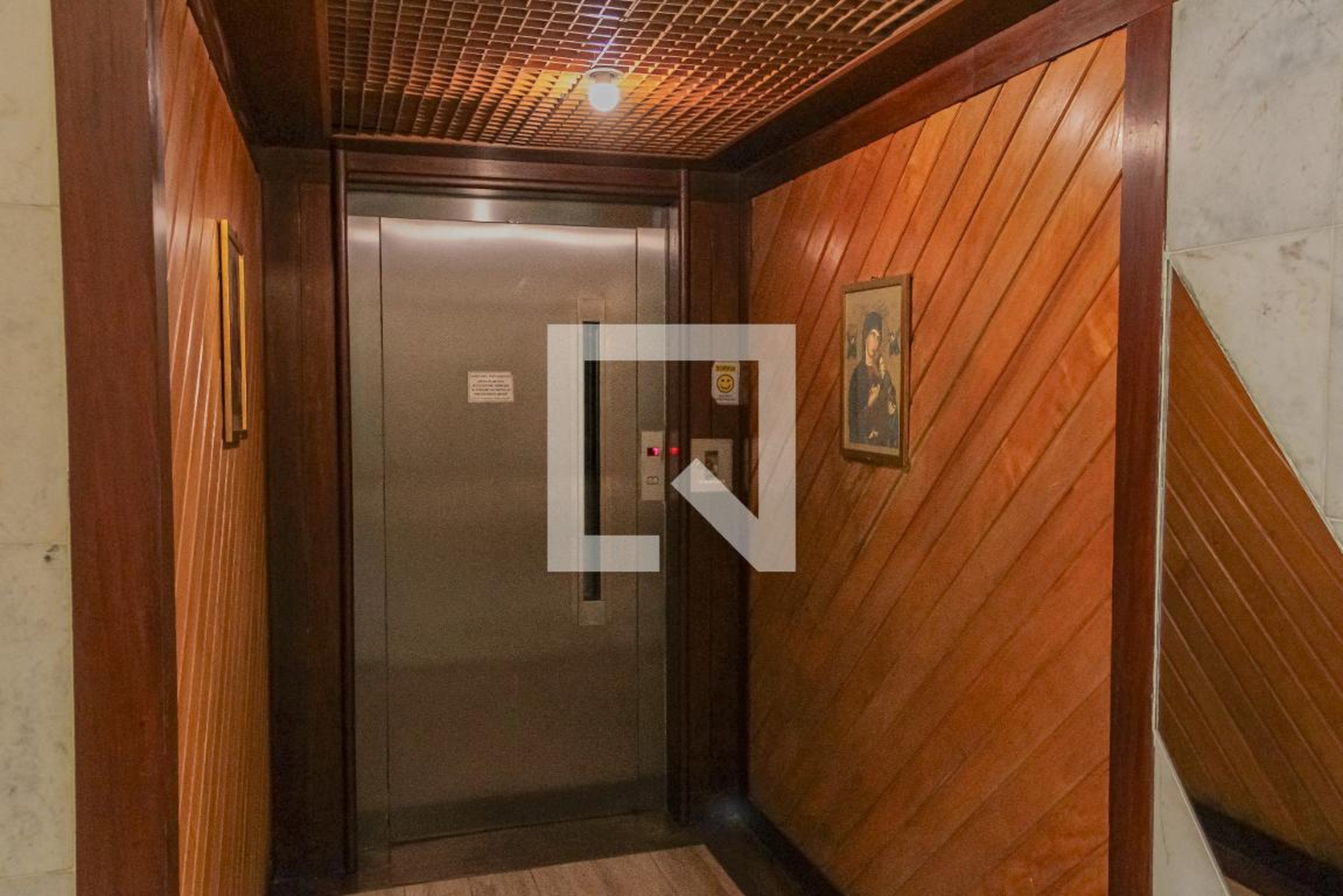 Elevador - Edifício Solar Martins Ferreira