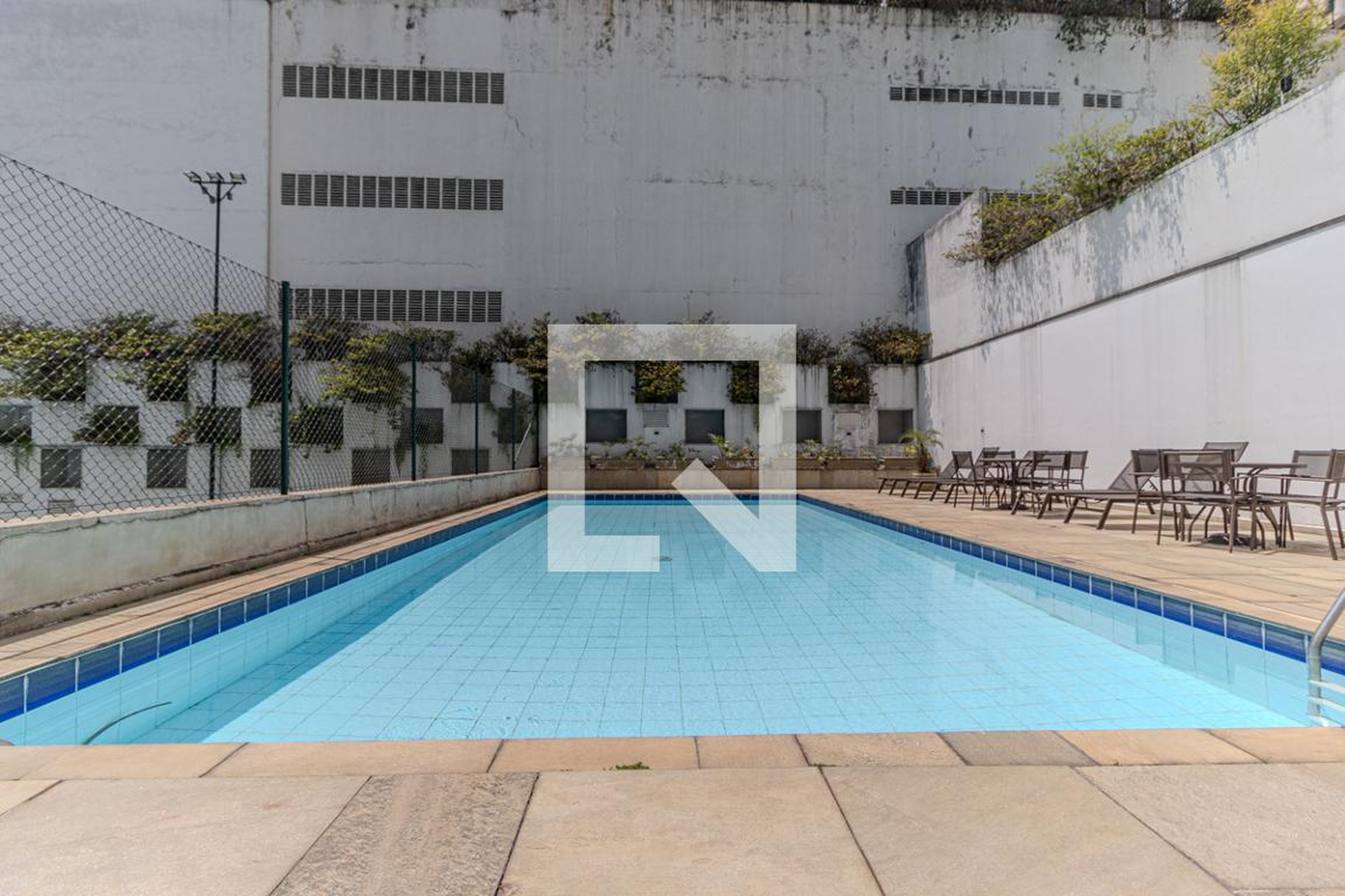 Piscina - Square Garden