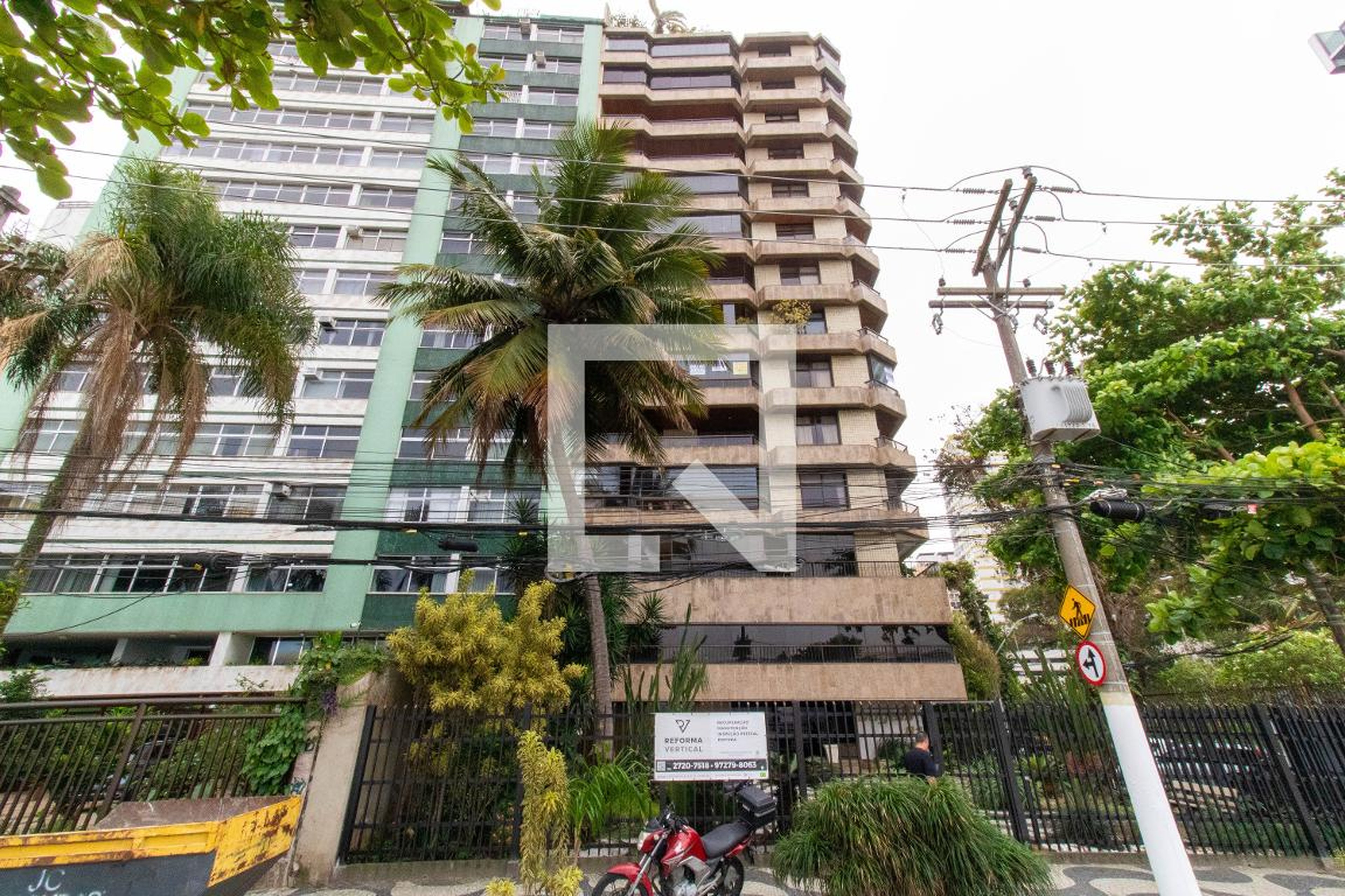 Fachada Condomínio Bugatti