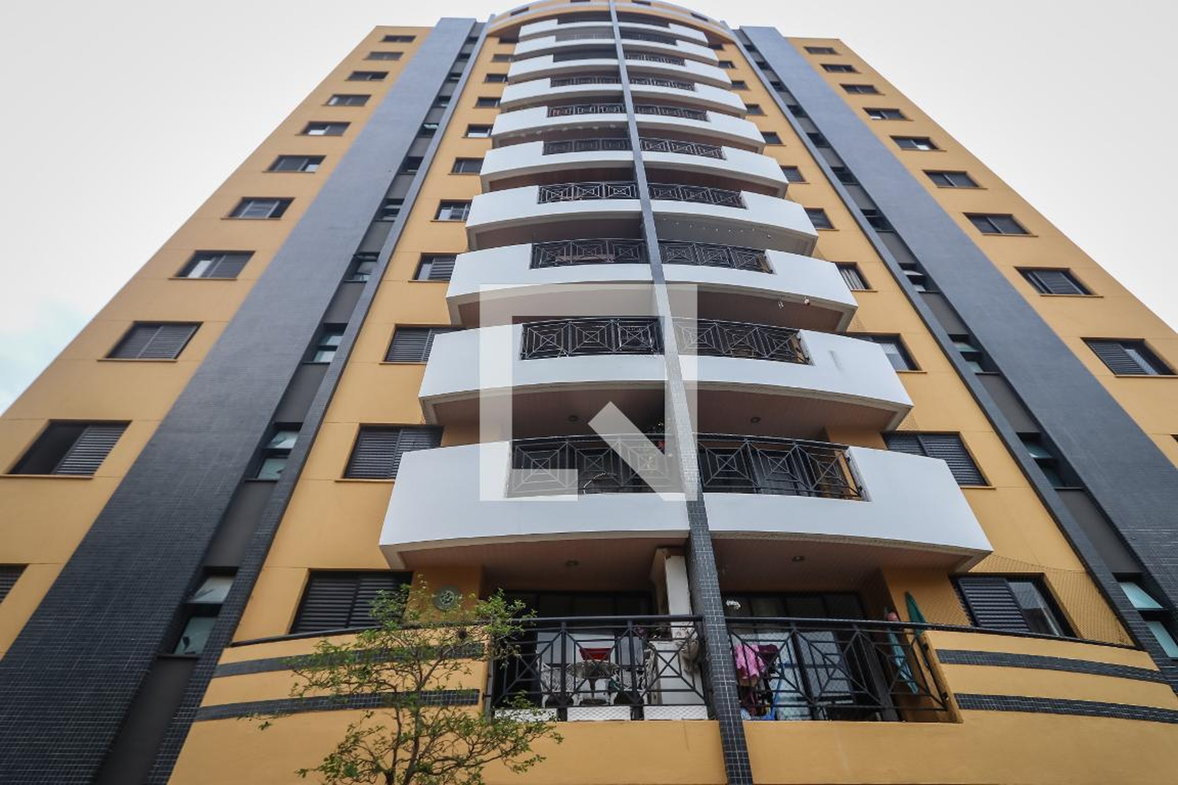 Predio Condomínio Serra Azul