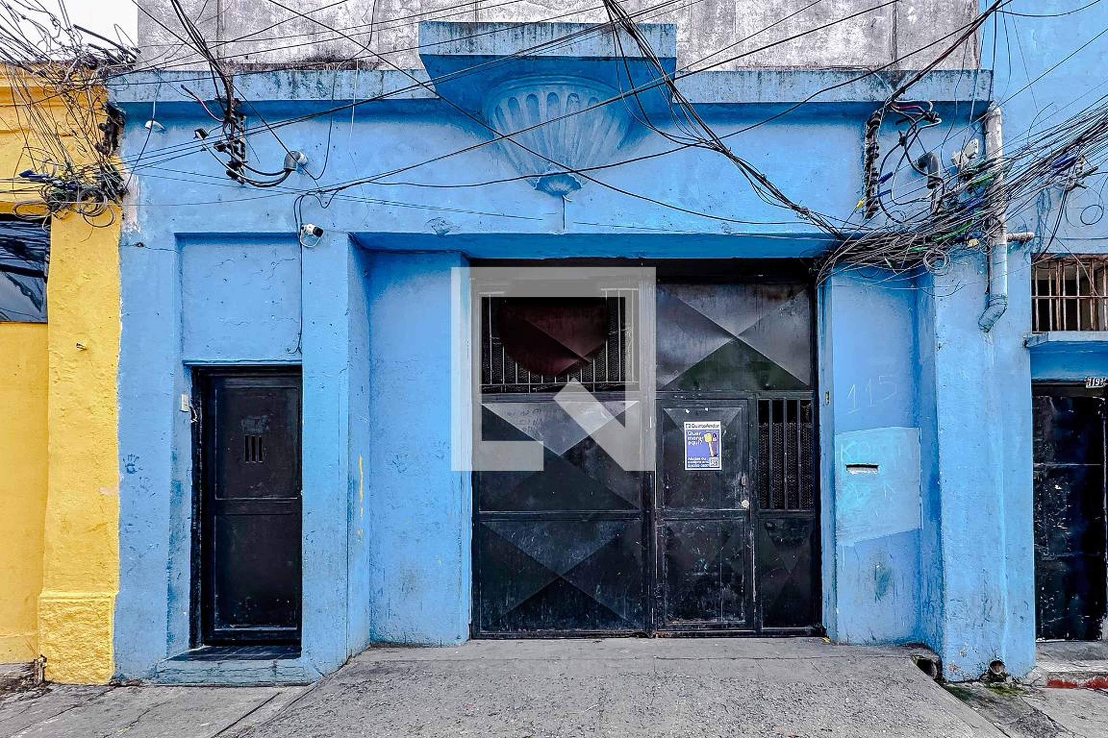 Fachada Condomínio em Rua do Lavapés, 115