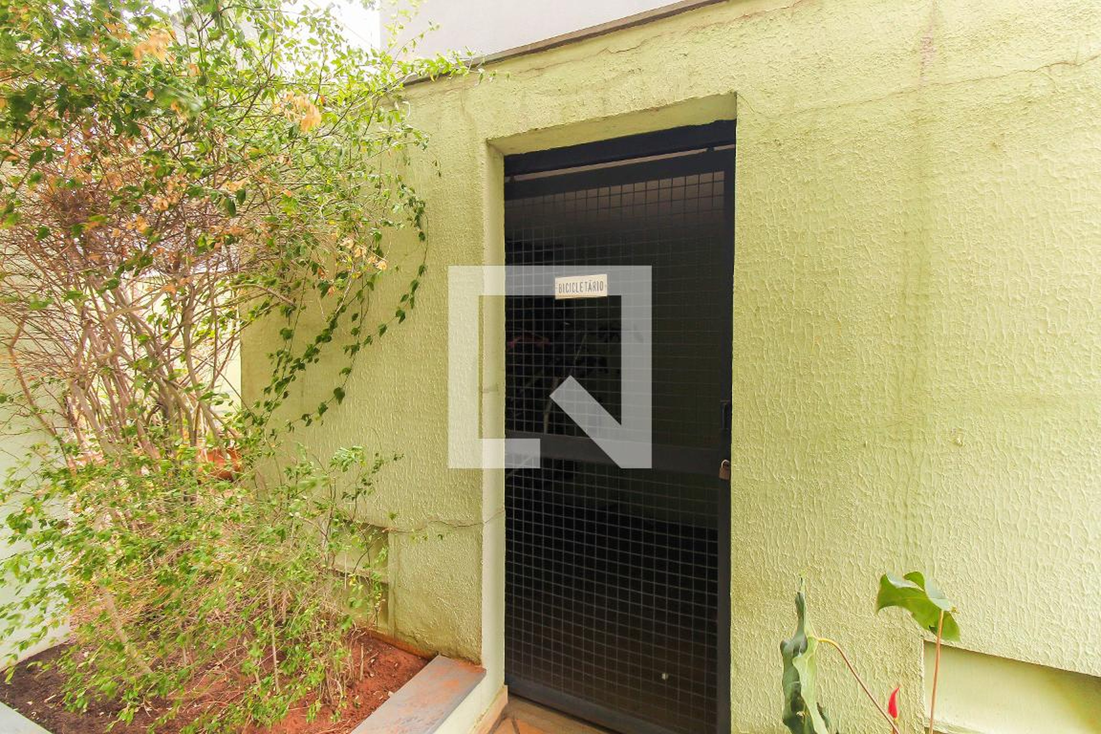 Bicicletario - Edifício Solar Bragança