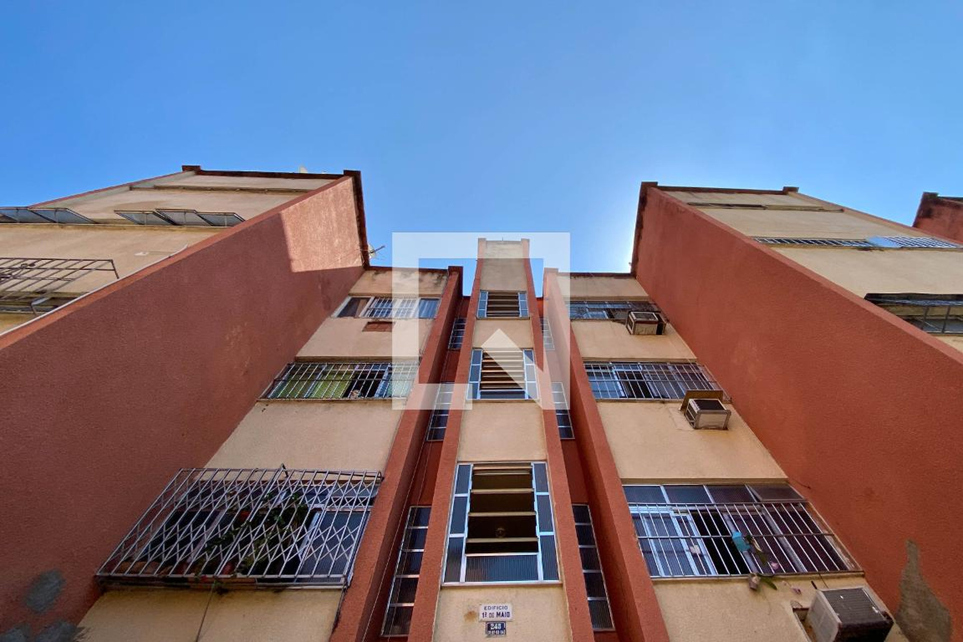 Fachada Condomínio em Rua Itapiru, 245