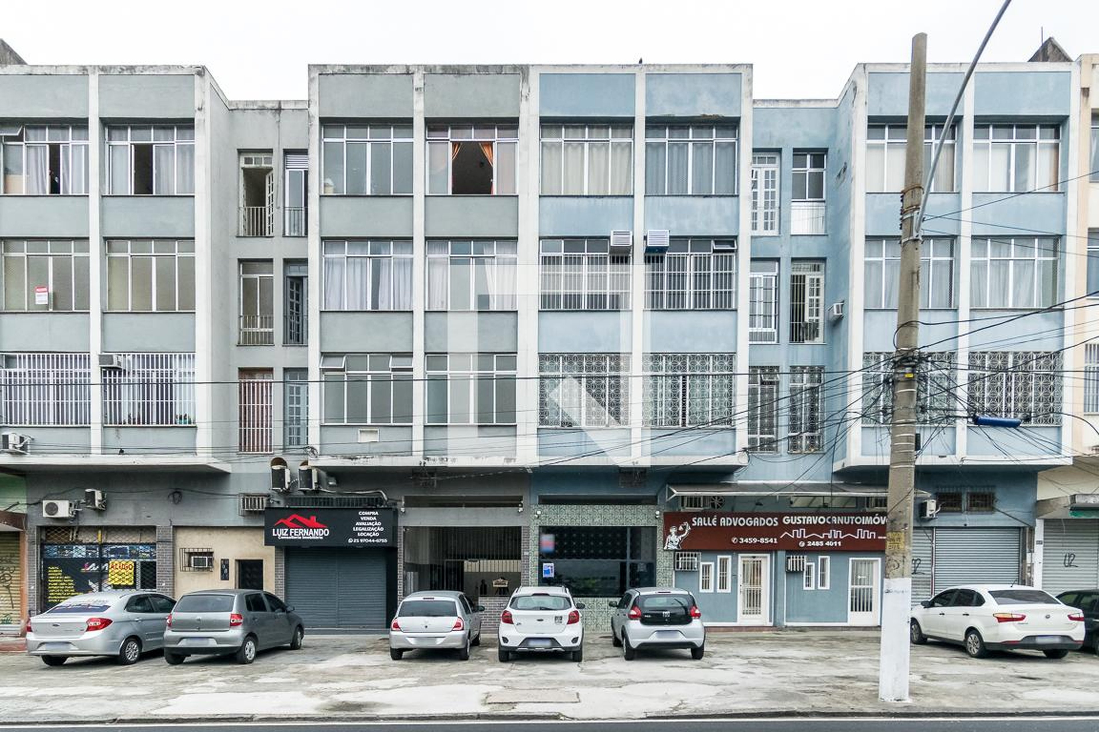 Fachada do Prédio Condomínio em Avenida Brás de Pina, 1082