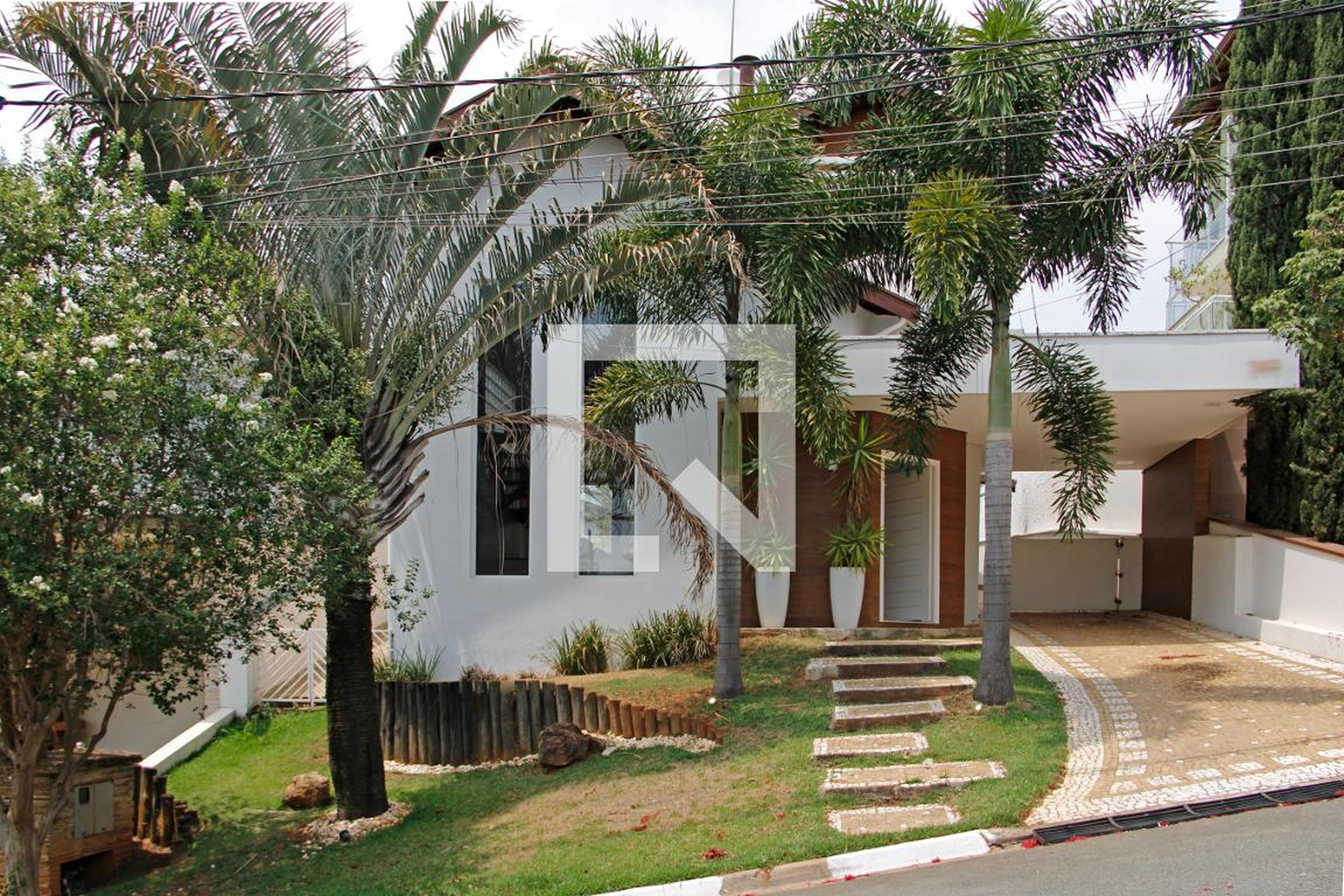 Fachada Condomínio Recanto  do Paturis