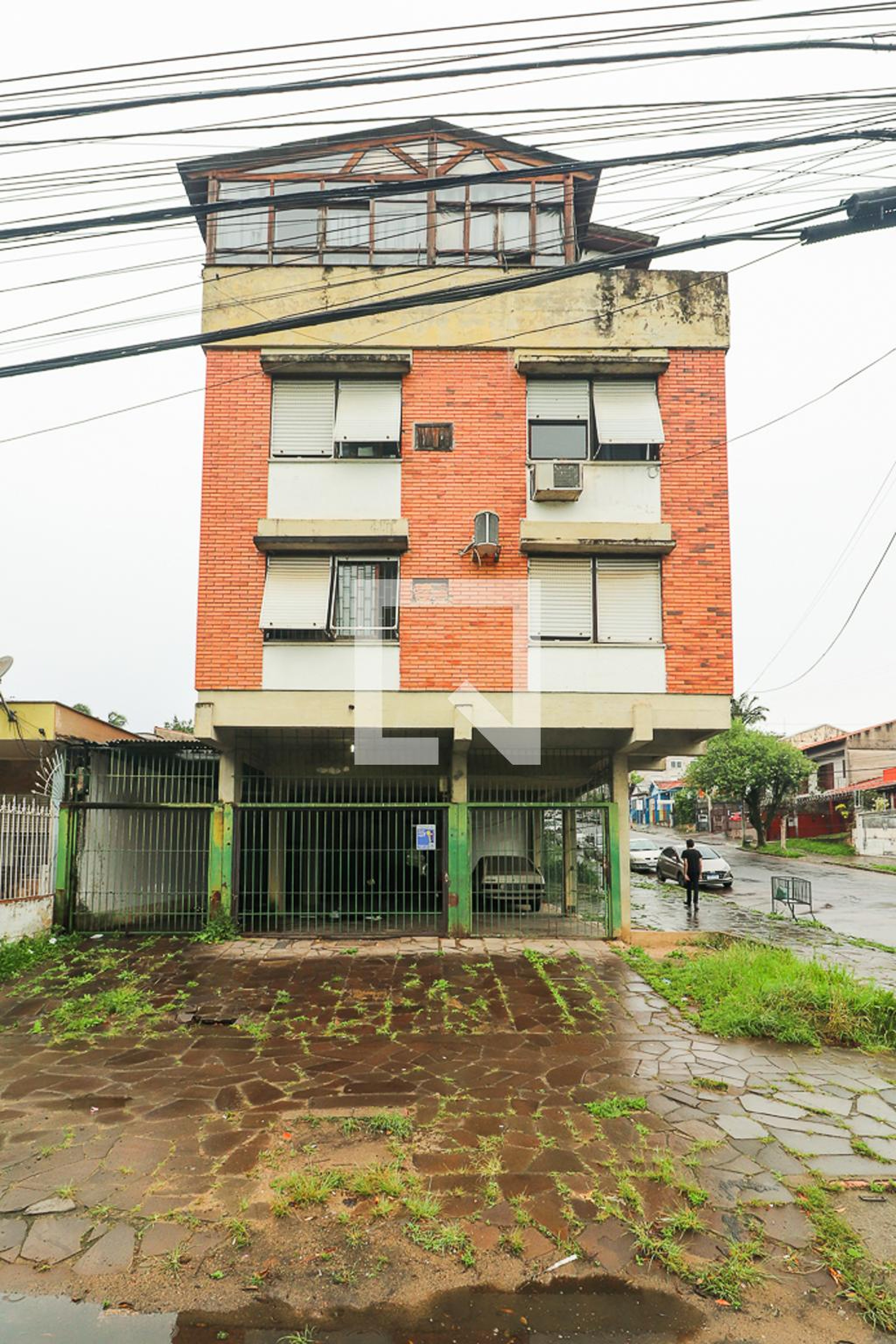 Fachada Condomínio em Avenida Engenheiro José Maria de Carvalho, 14