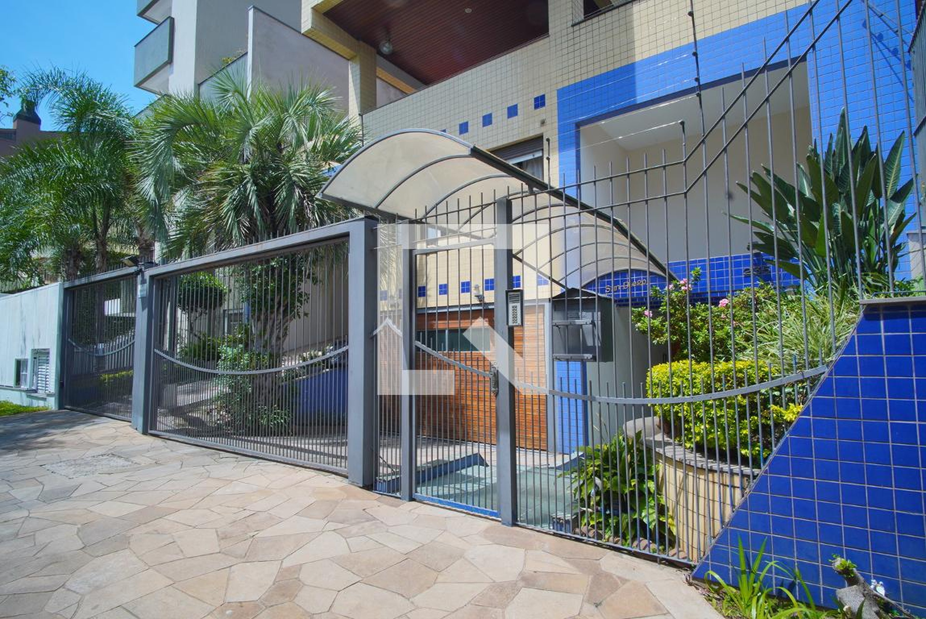 Fachada Condomínio em Avenida Lavras, 235