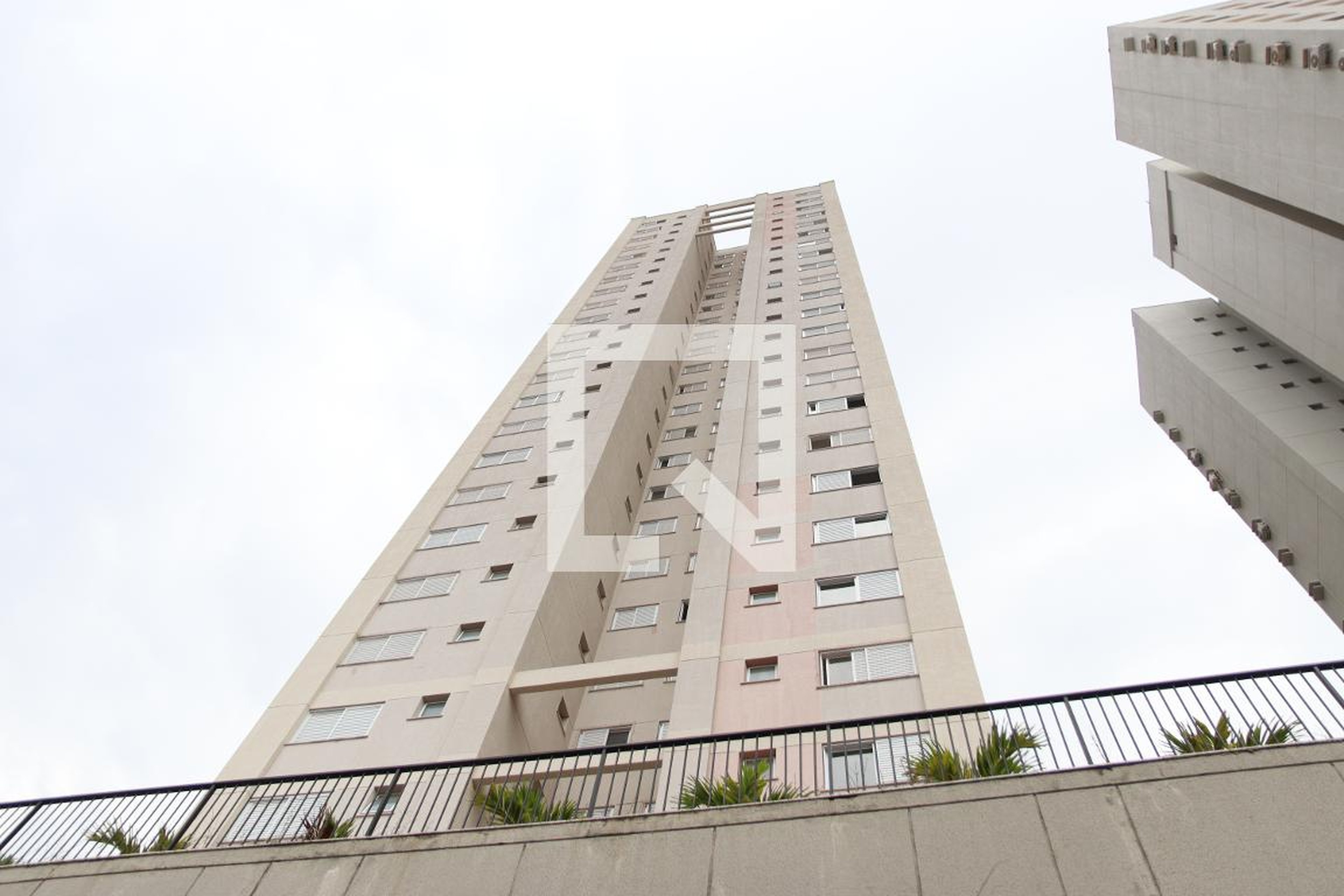 Fachada Condomínio em Avenida Armando de Godoy, 270