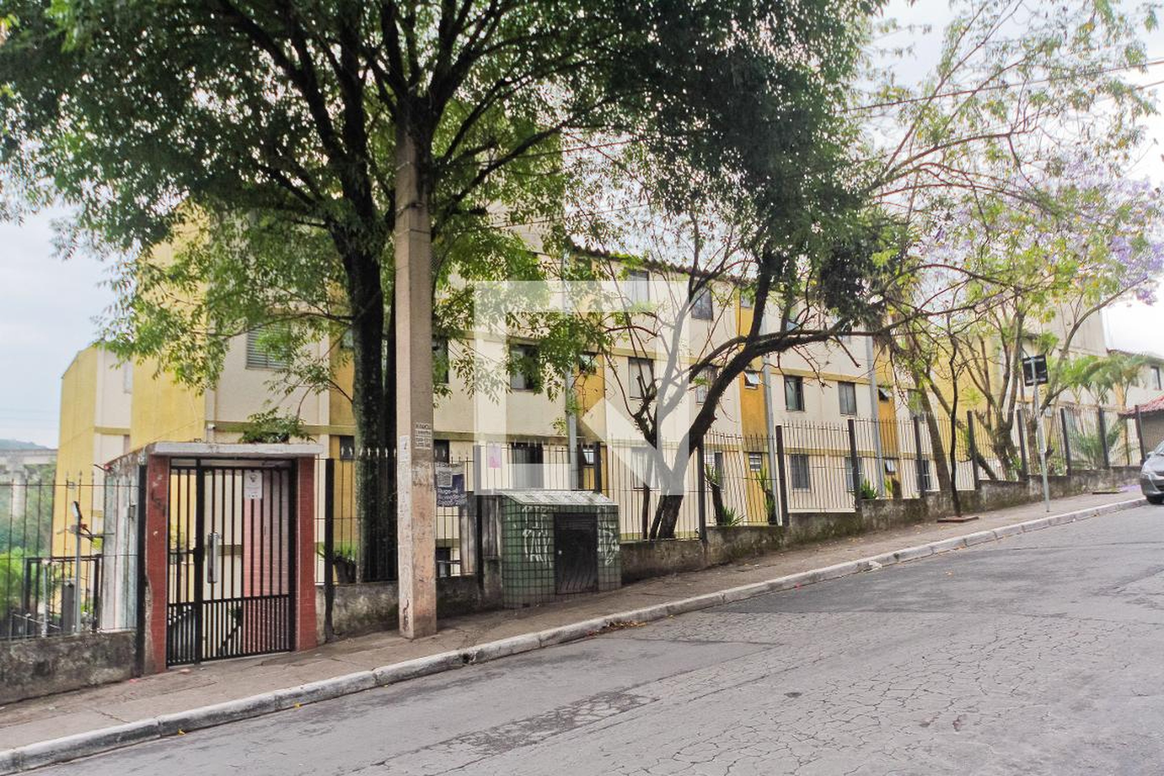 Fachada Condomínio em Rua Solar, 131