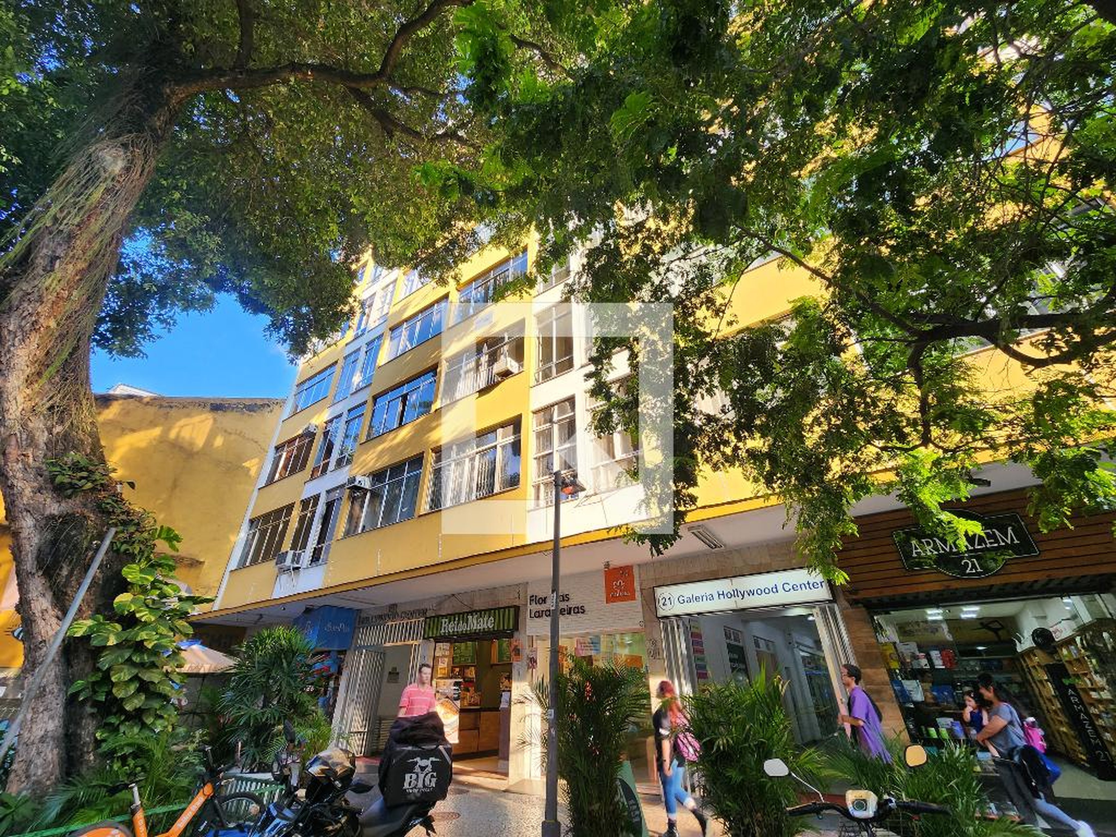 Fachada Condomínio Hollywood Center