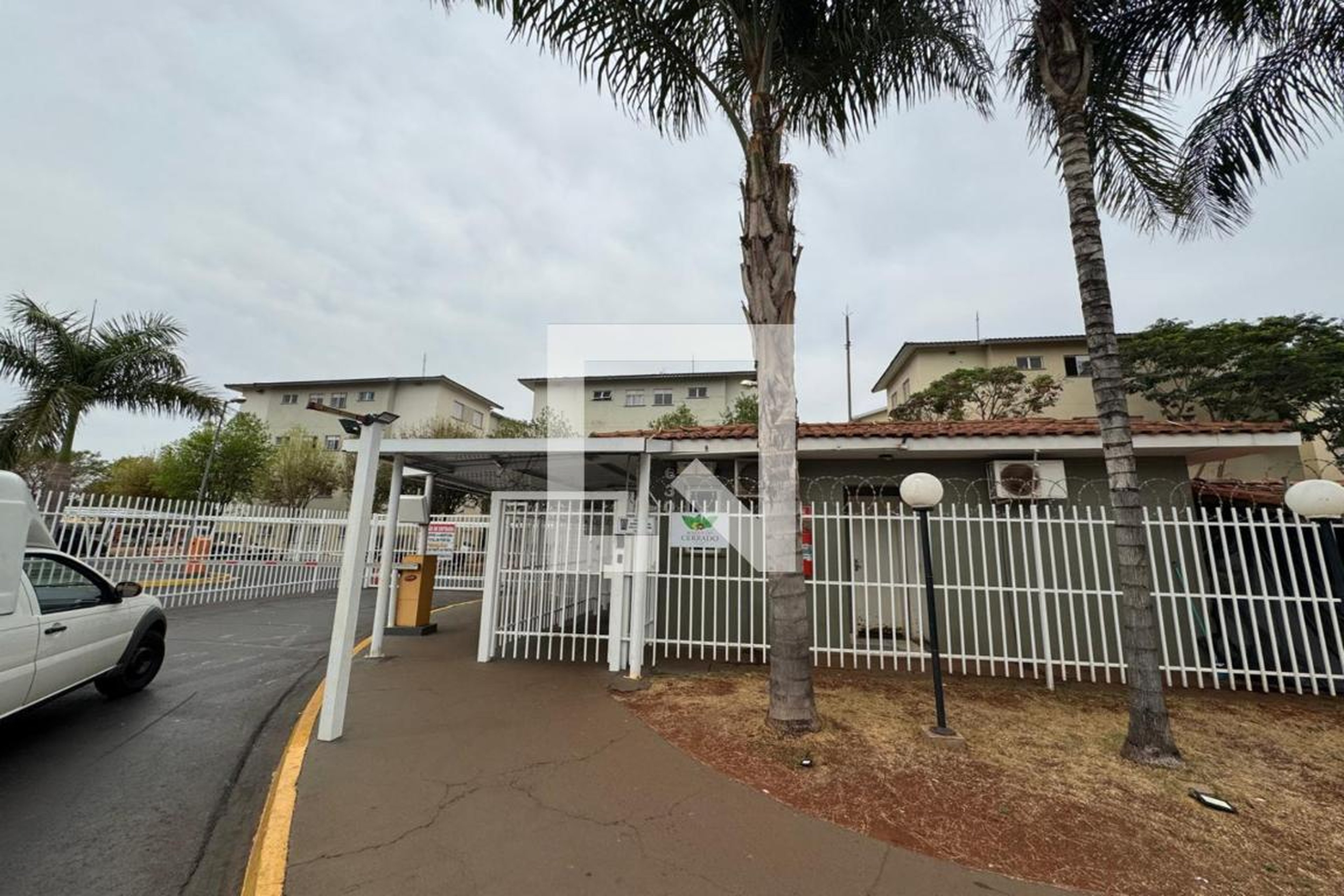 Fachada Condomínio Bosque dos Cerrados