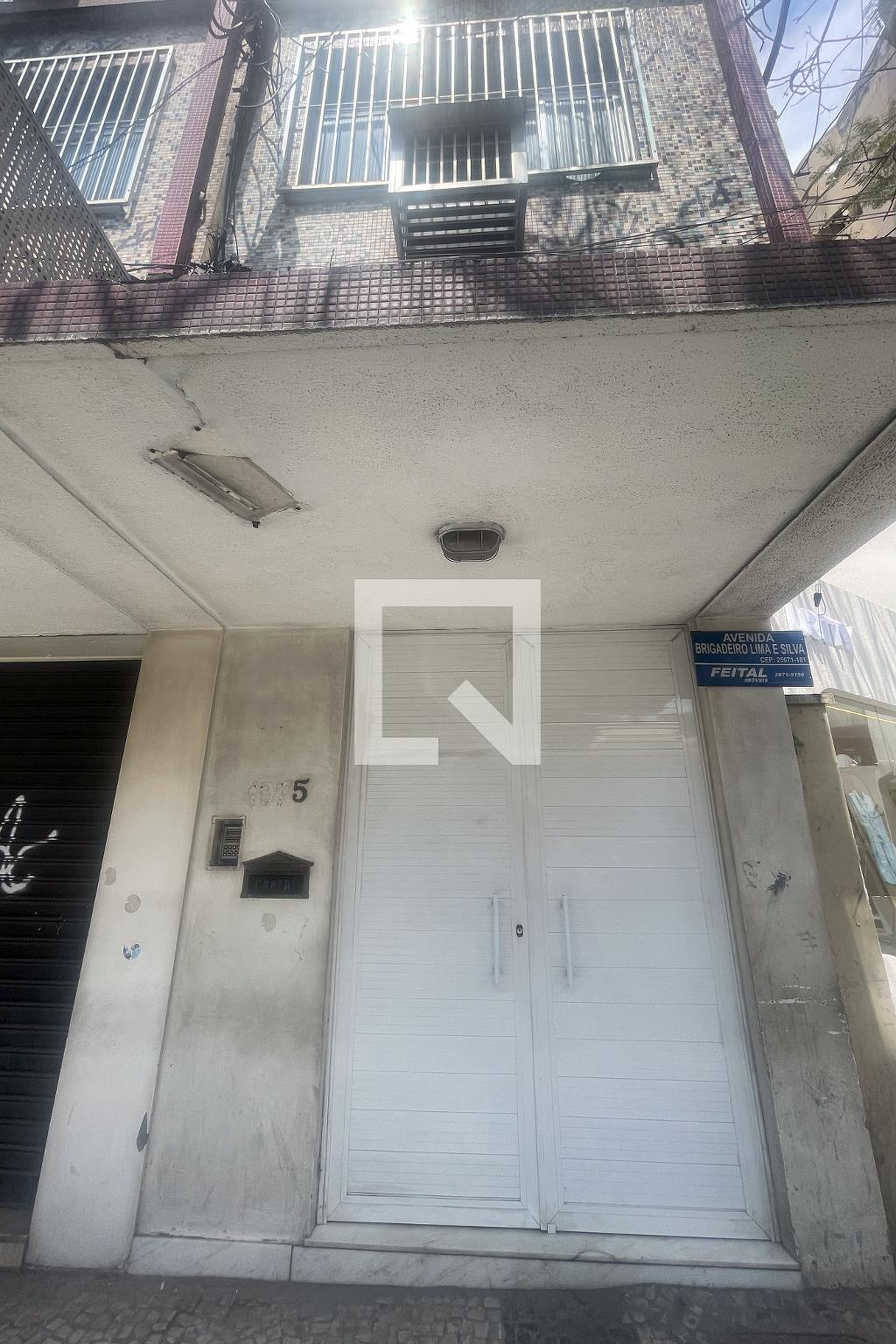 Fachada Condomínio em Avenida Brigadeiro Lima e Silva, 1975