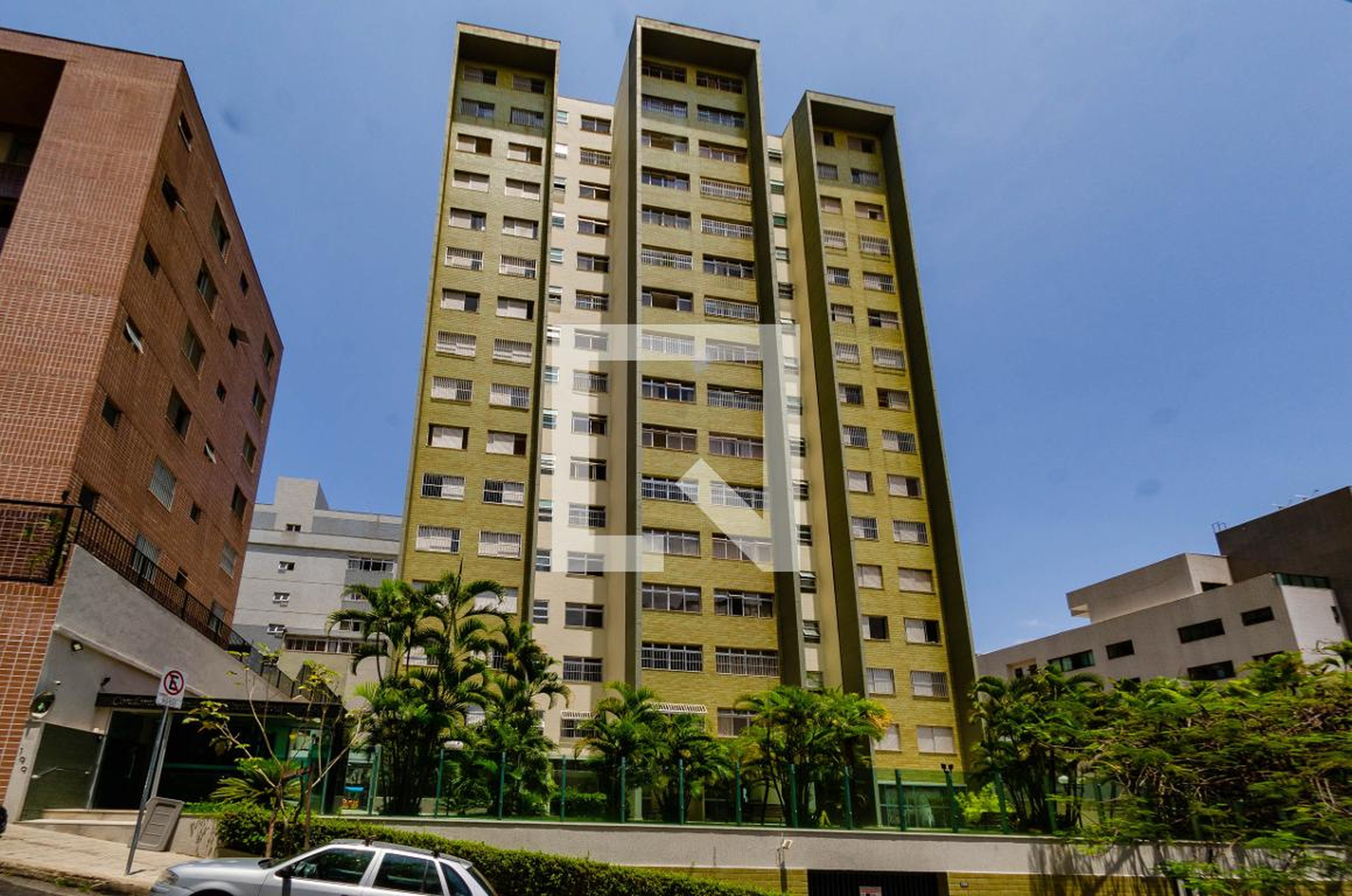 Fachada Edifício Costa Brava