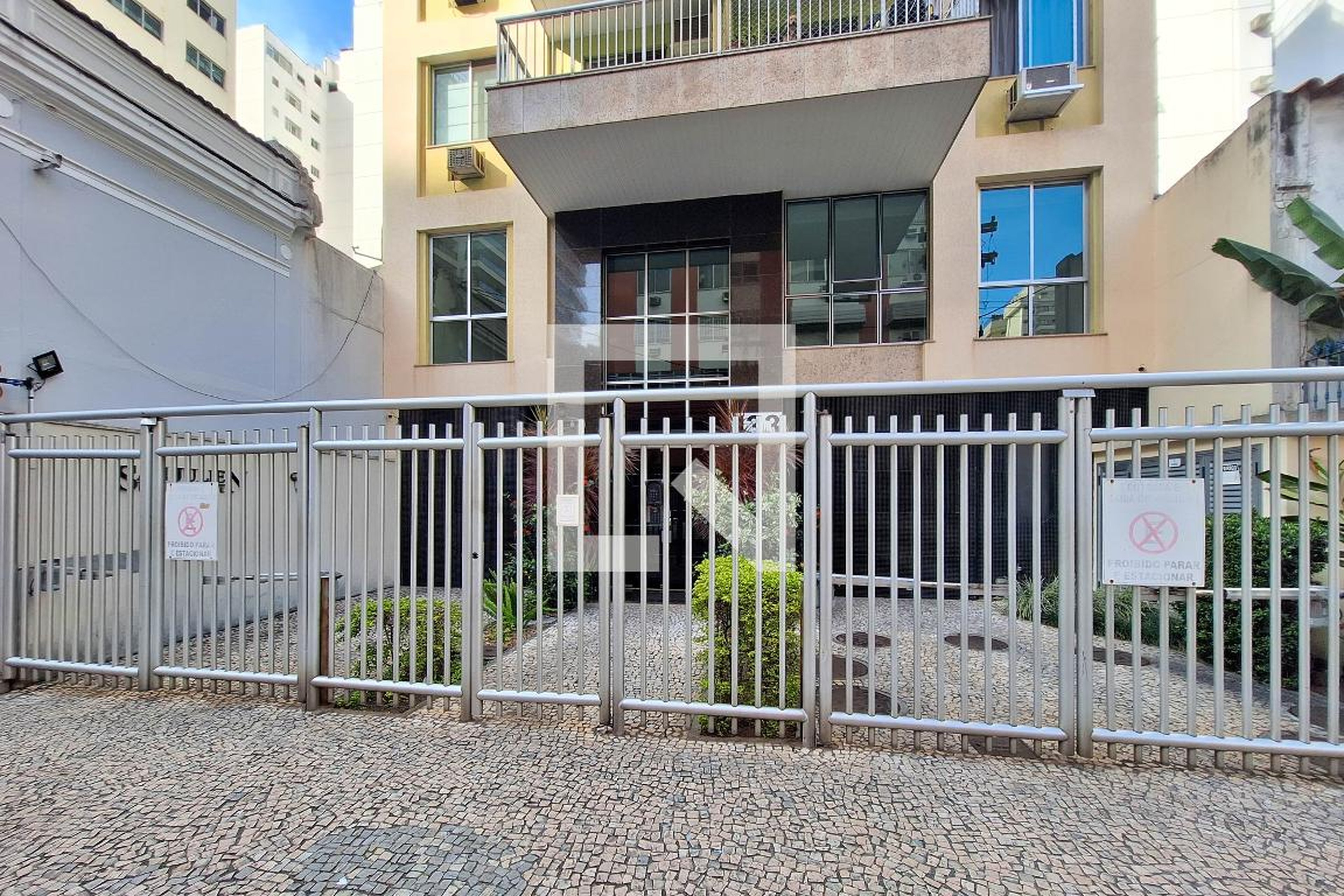 Fachada Residencial San Julien