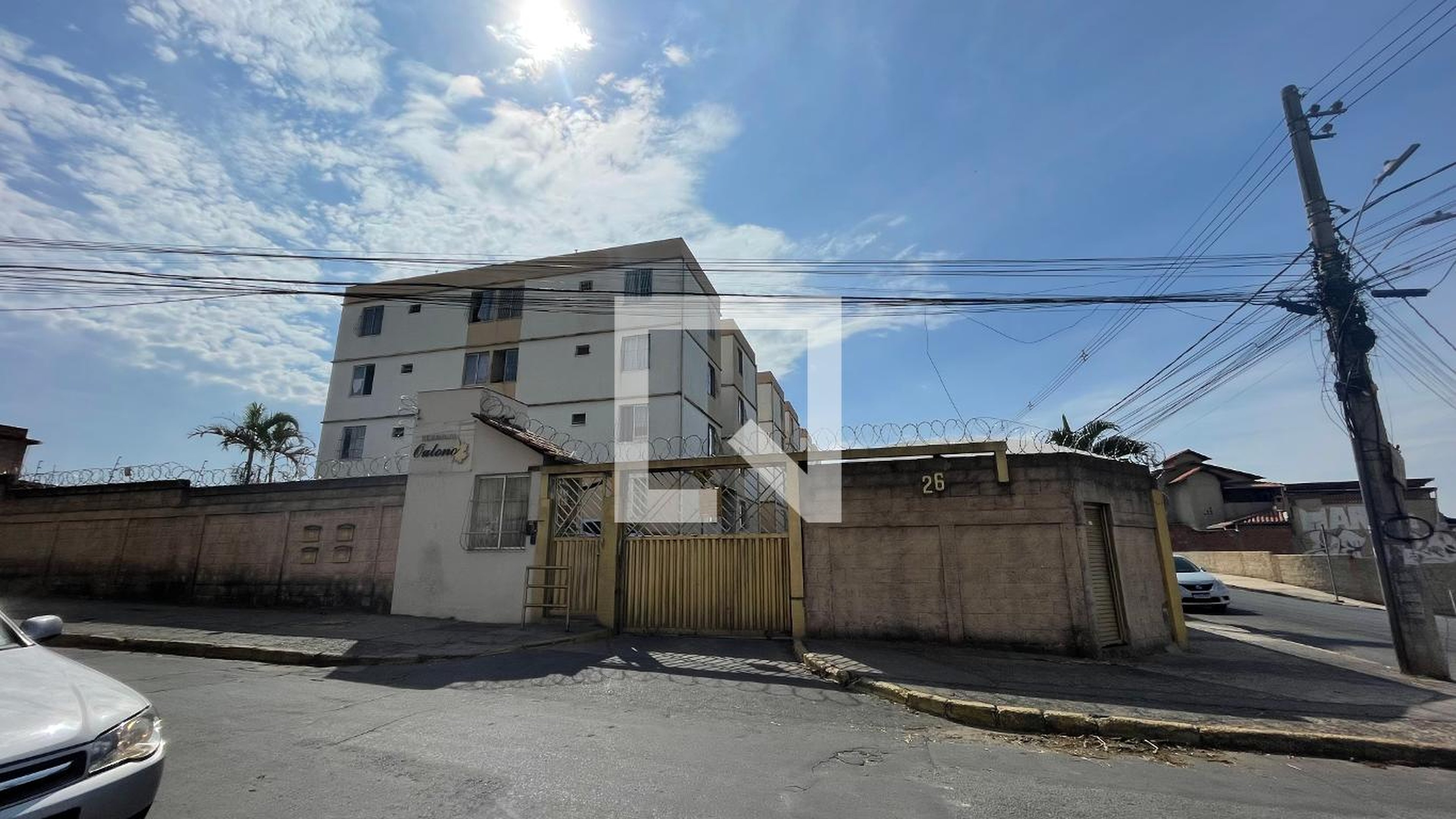 Fachada Condomínio em Rua 22, 23