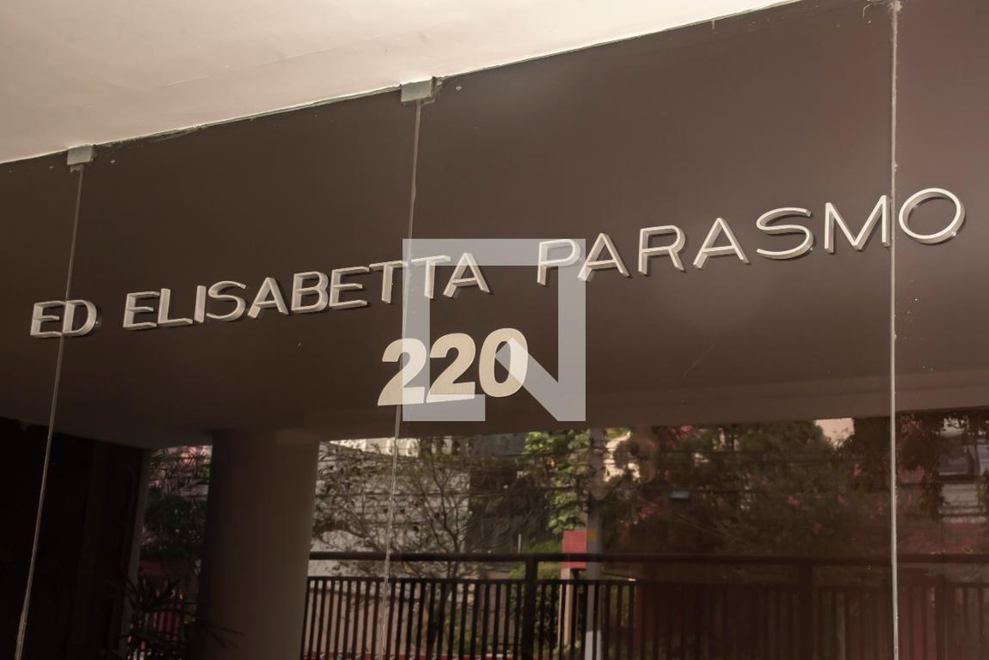 Entrada - Elisabetta Parasmo