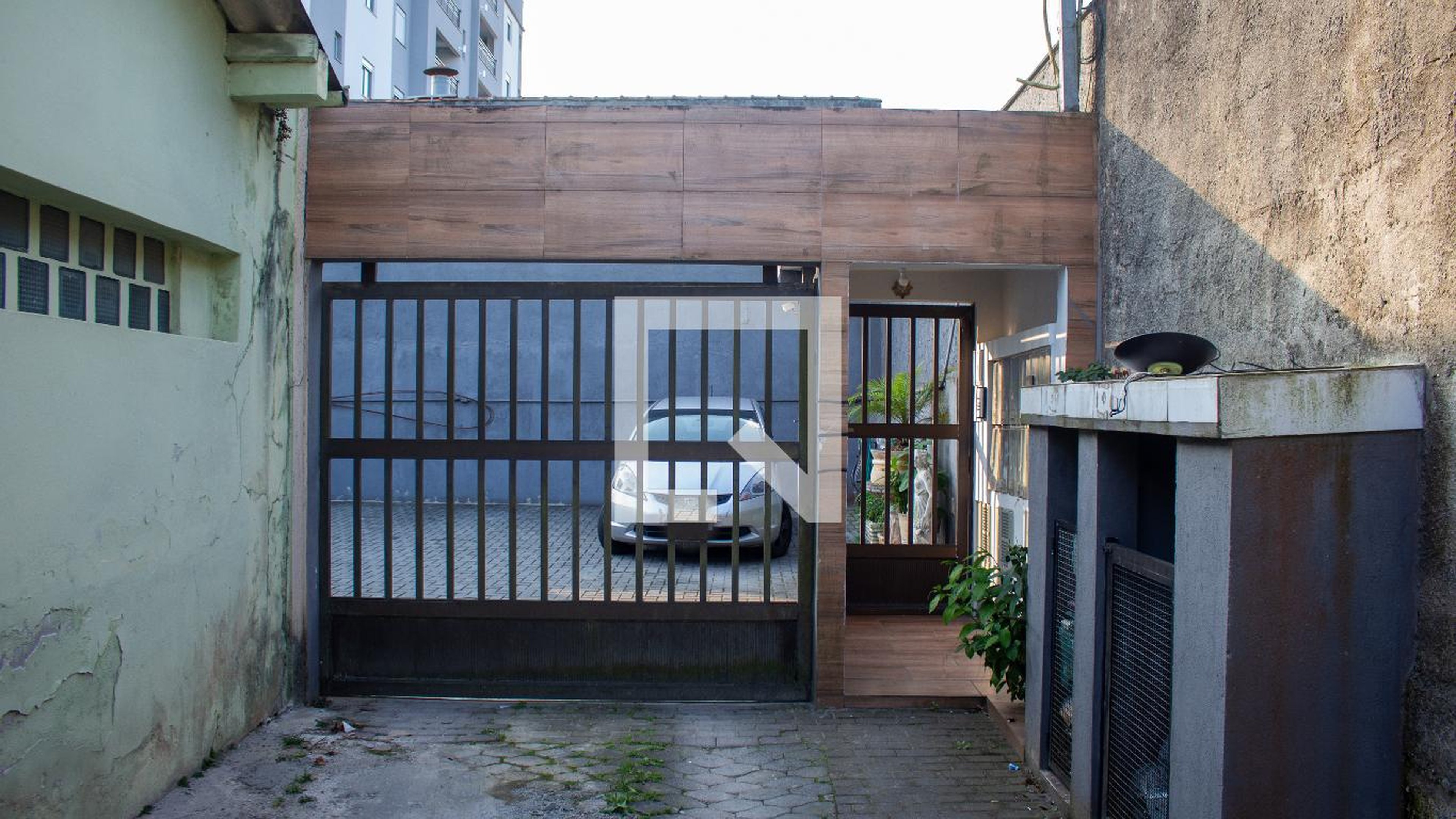 Fachada Condomínio em Travessa Aldeíza, 154