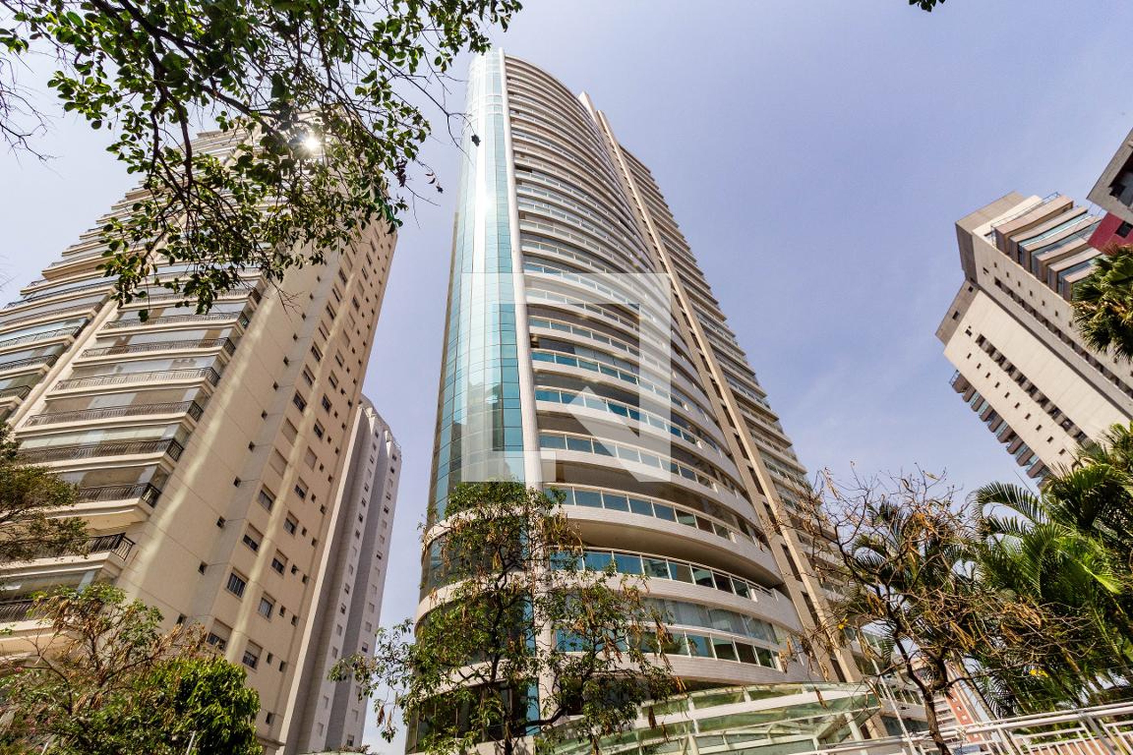 Fachada do Prédio Condomínio The Gold