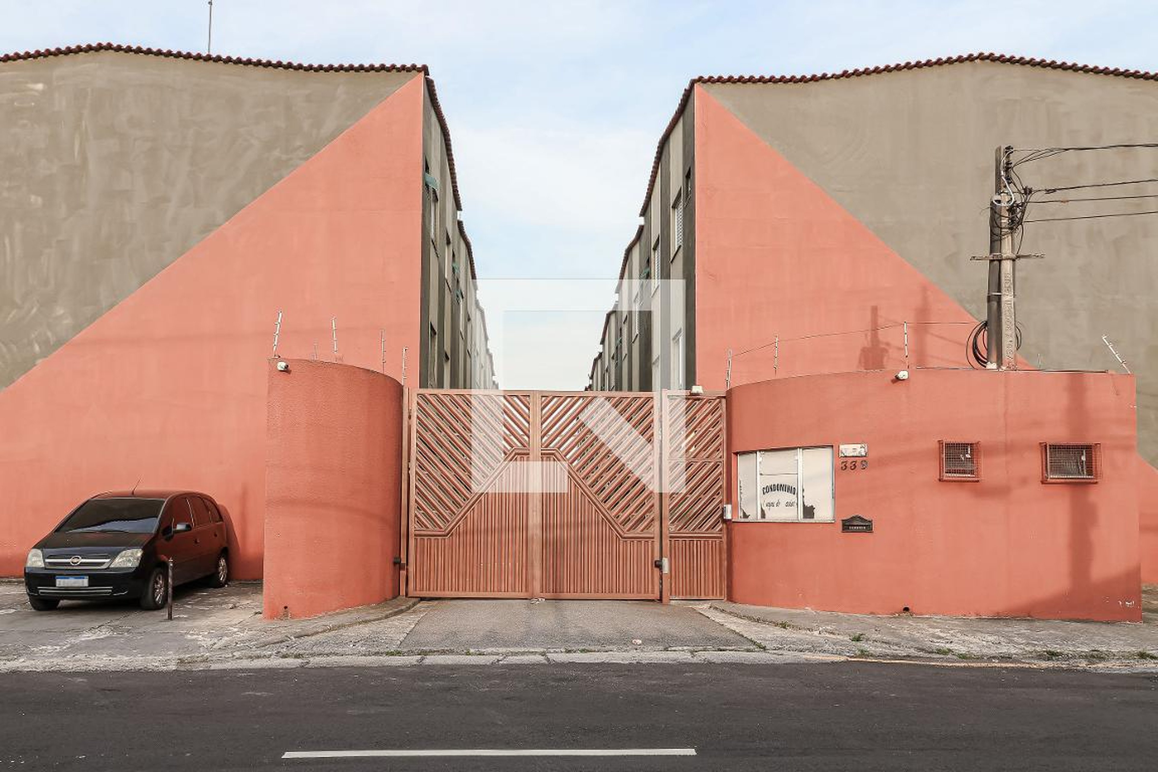 Fachada do condomínio Condomínio Duque de Caxias