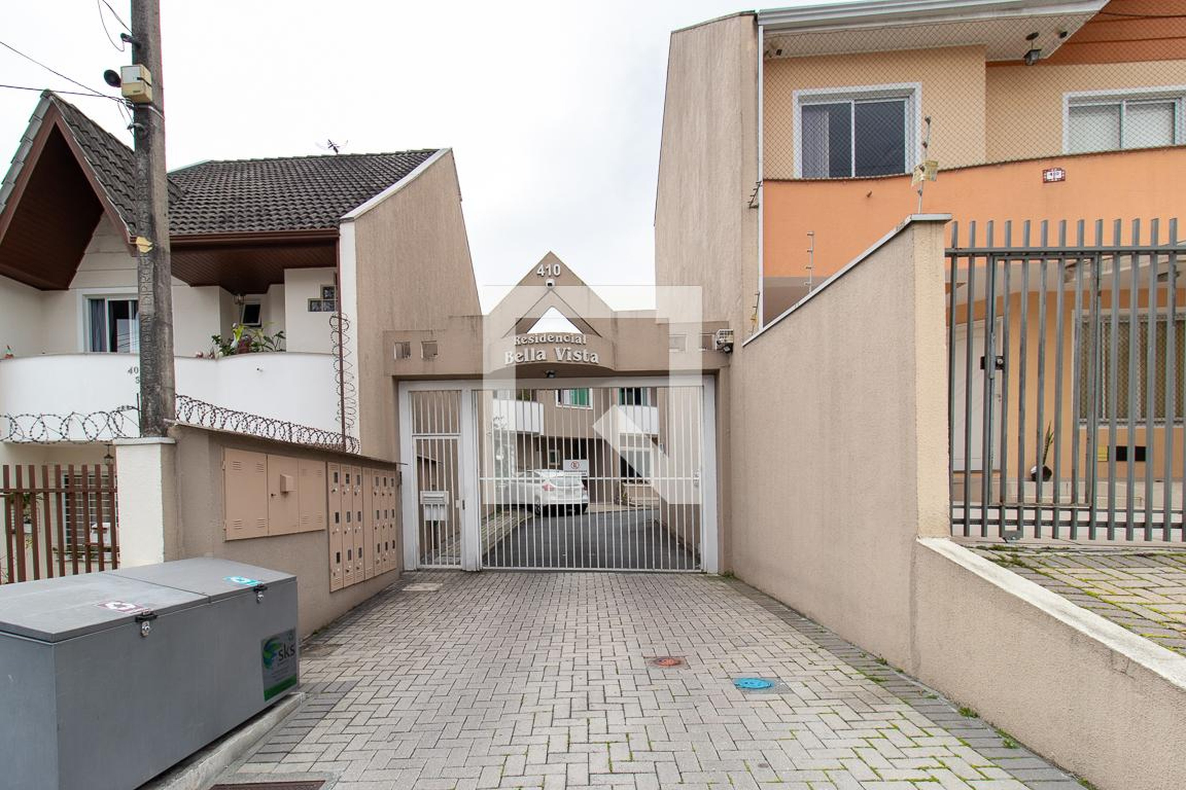 Fachada Condomínio em Rua Capistrano de Abreu, 410