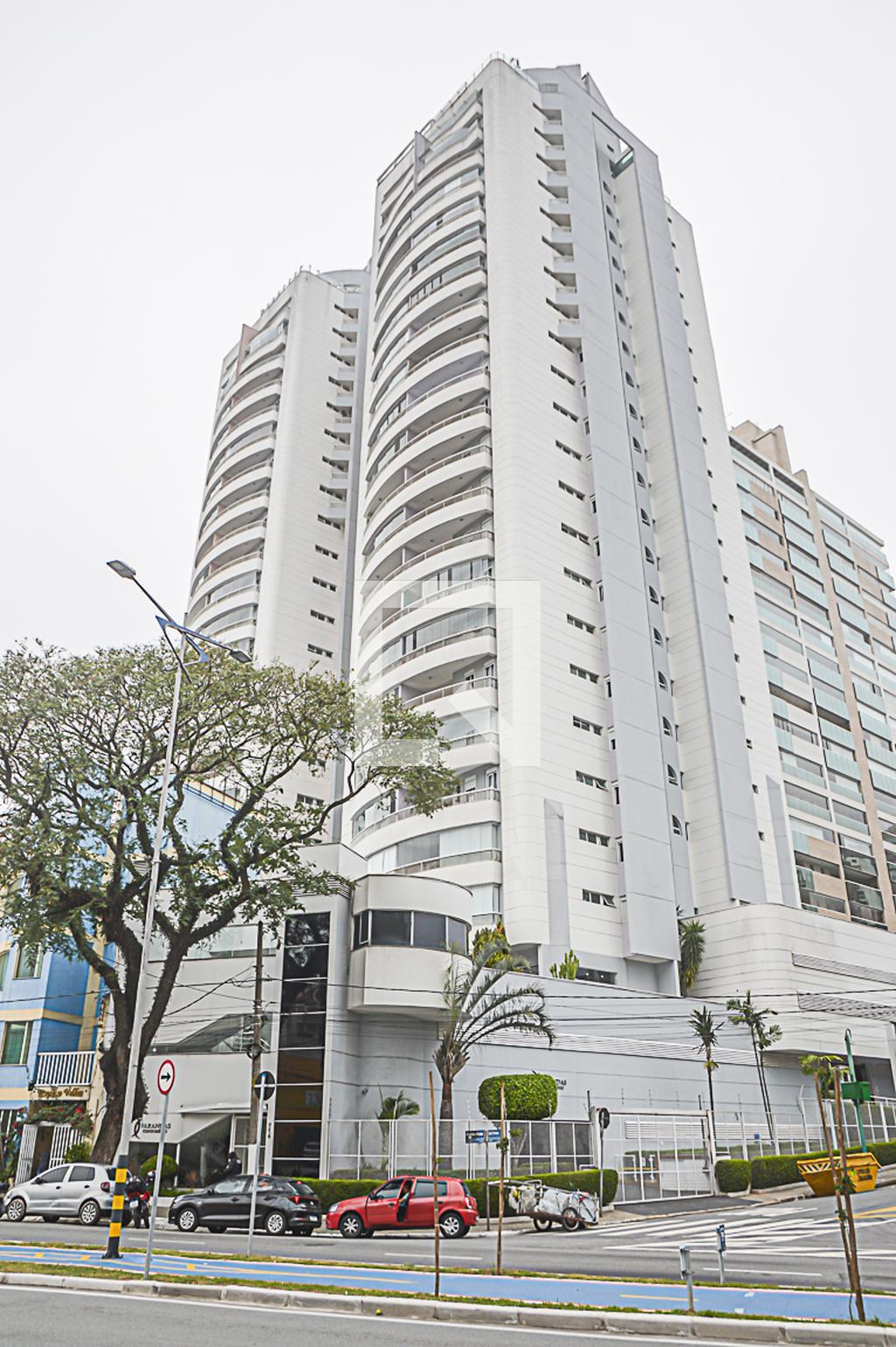 Fachada Condomínio em Avenida Francisco Prestes Maia, 417