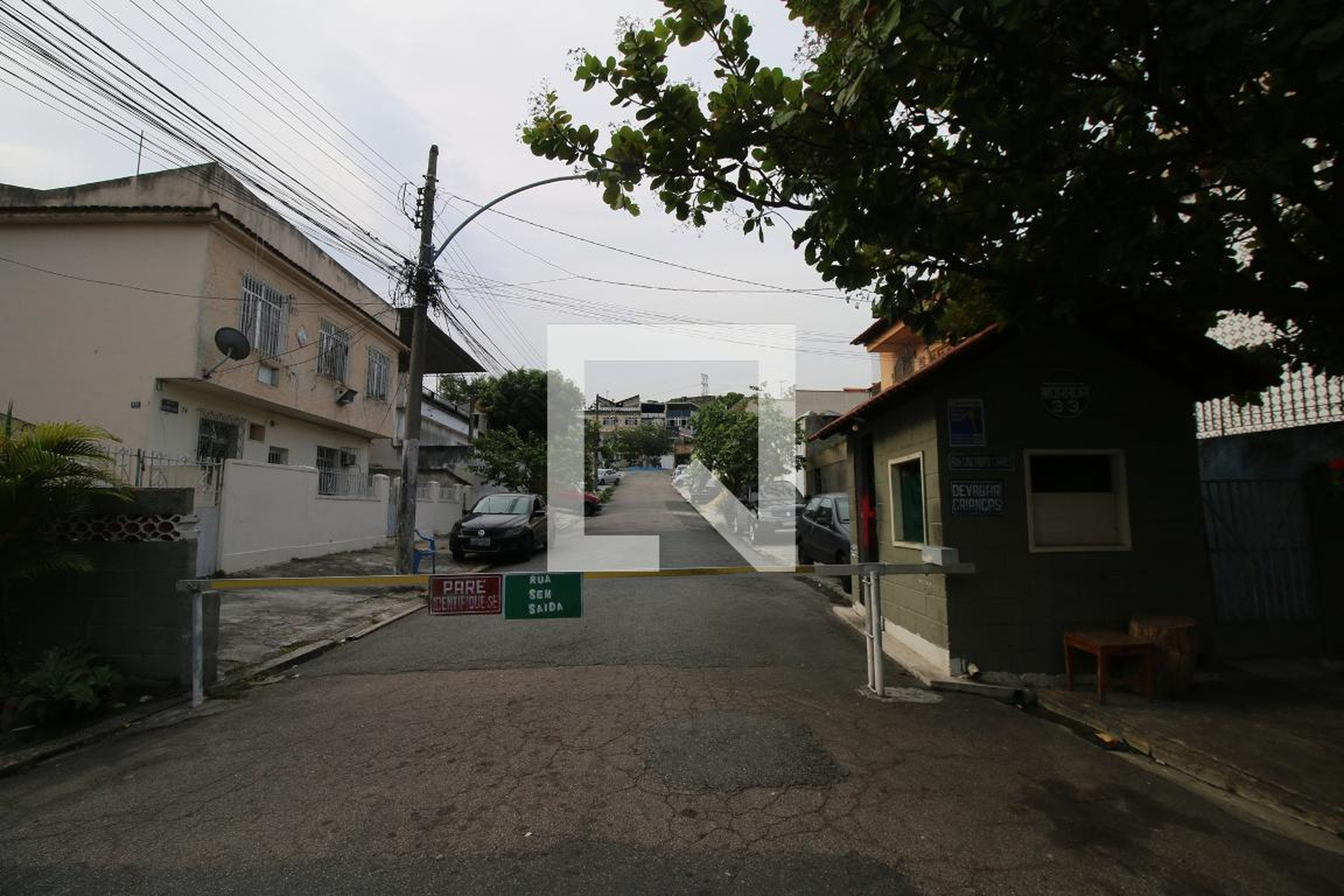 Fachada do Condomínio Condomínio em Rua Cincinato Chaves, 105