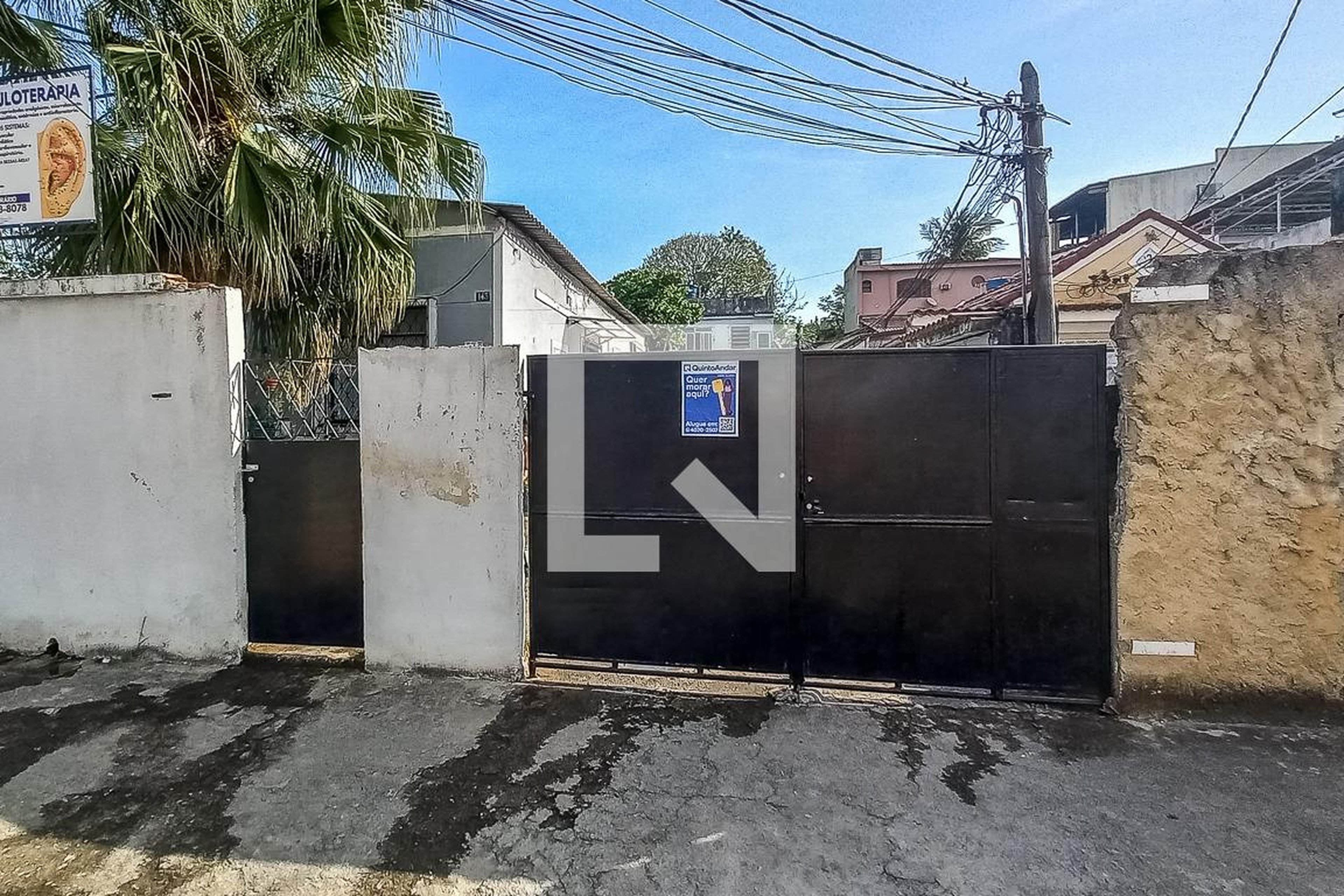 Fachada Condomínio em Rua José Maria, 142