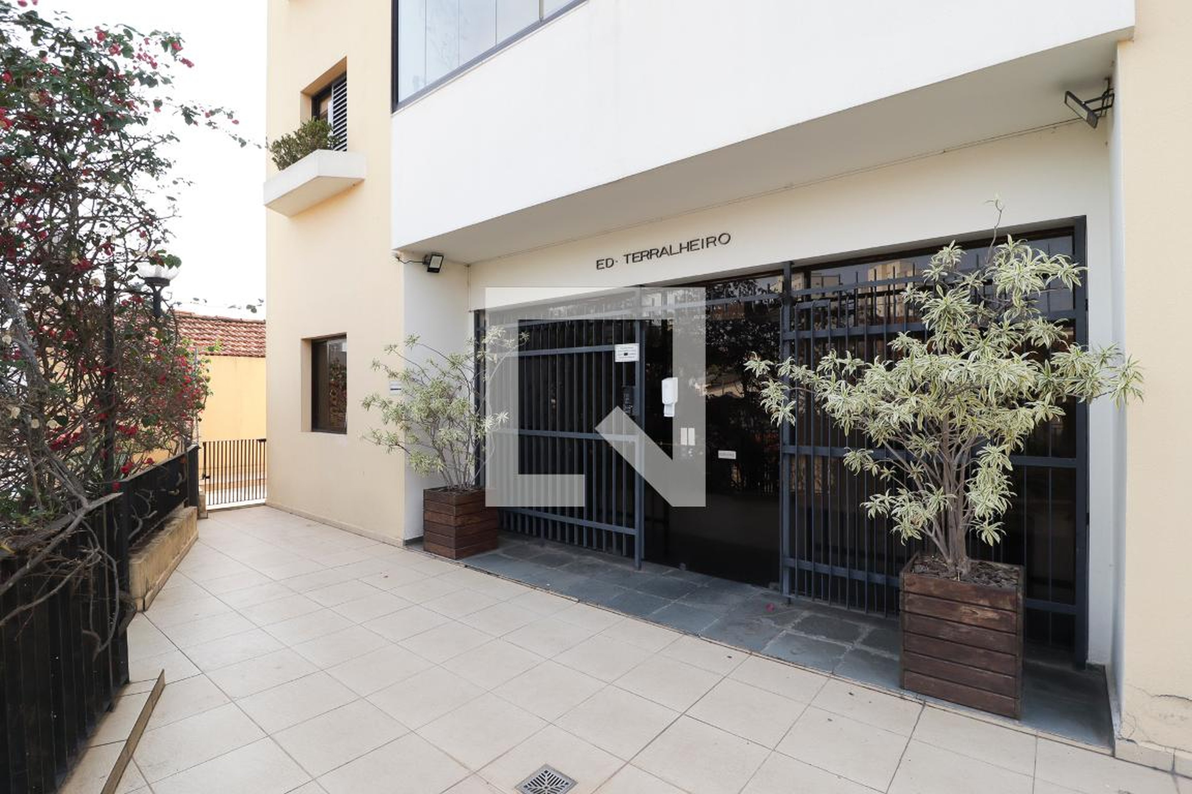Entrada - Edificil Terralheiro