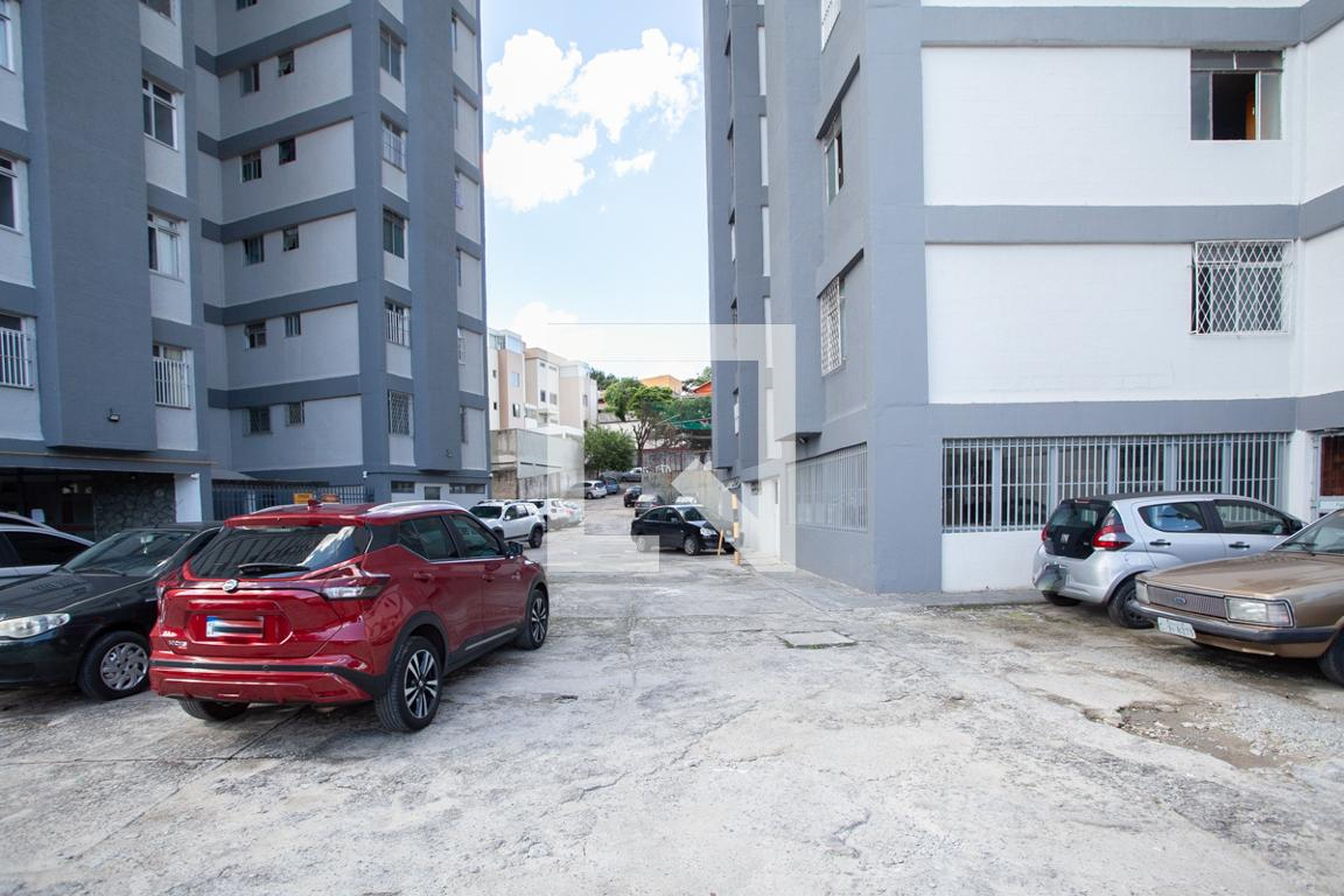 Estacionamento - Escorpios