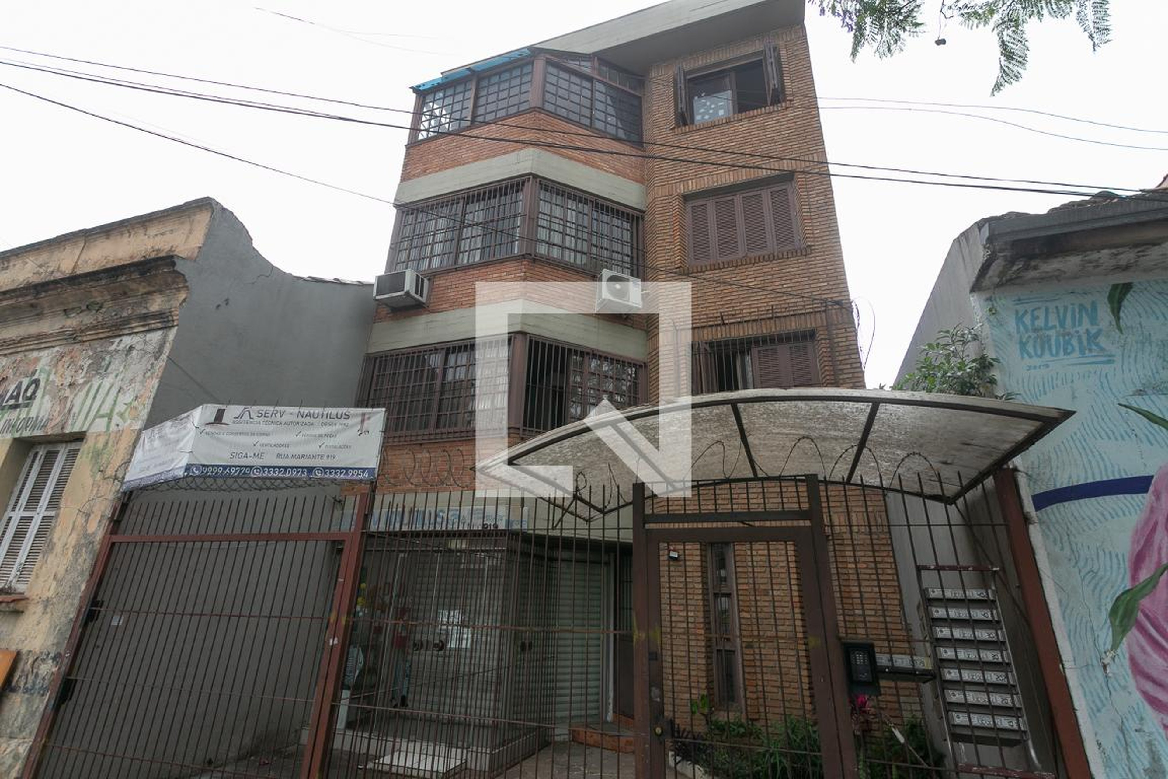 Fachada do Prédio Condomínio em Rua Mariante, 915