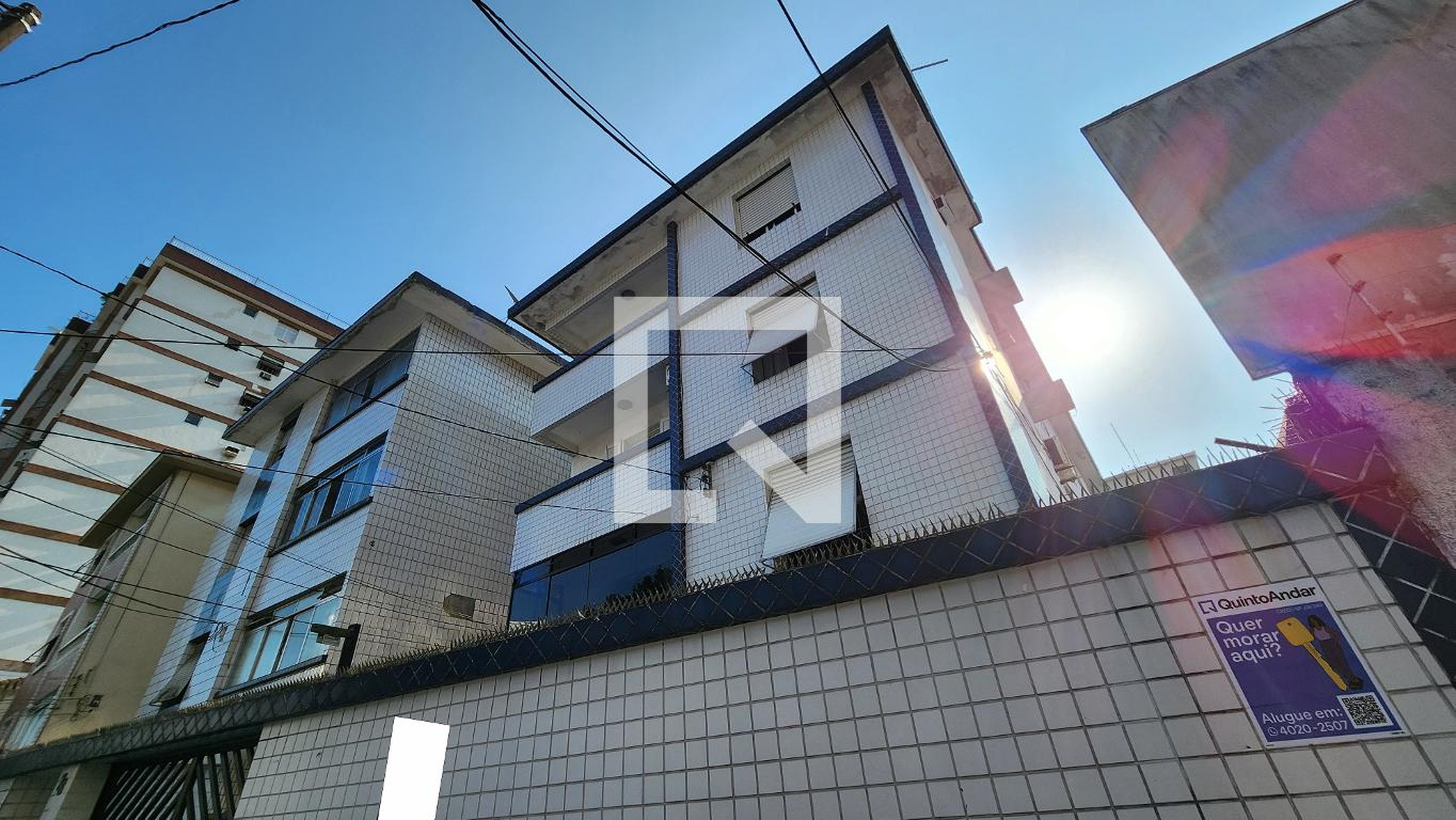 Fachada Condomínio em Rua Oswaldo Cruz, 78