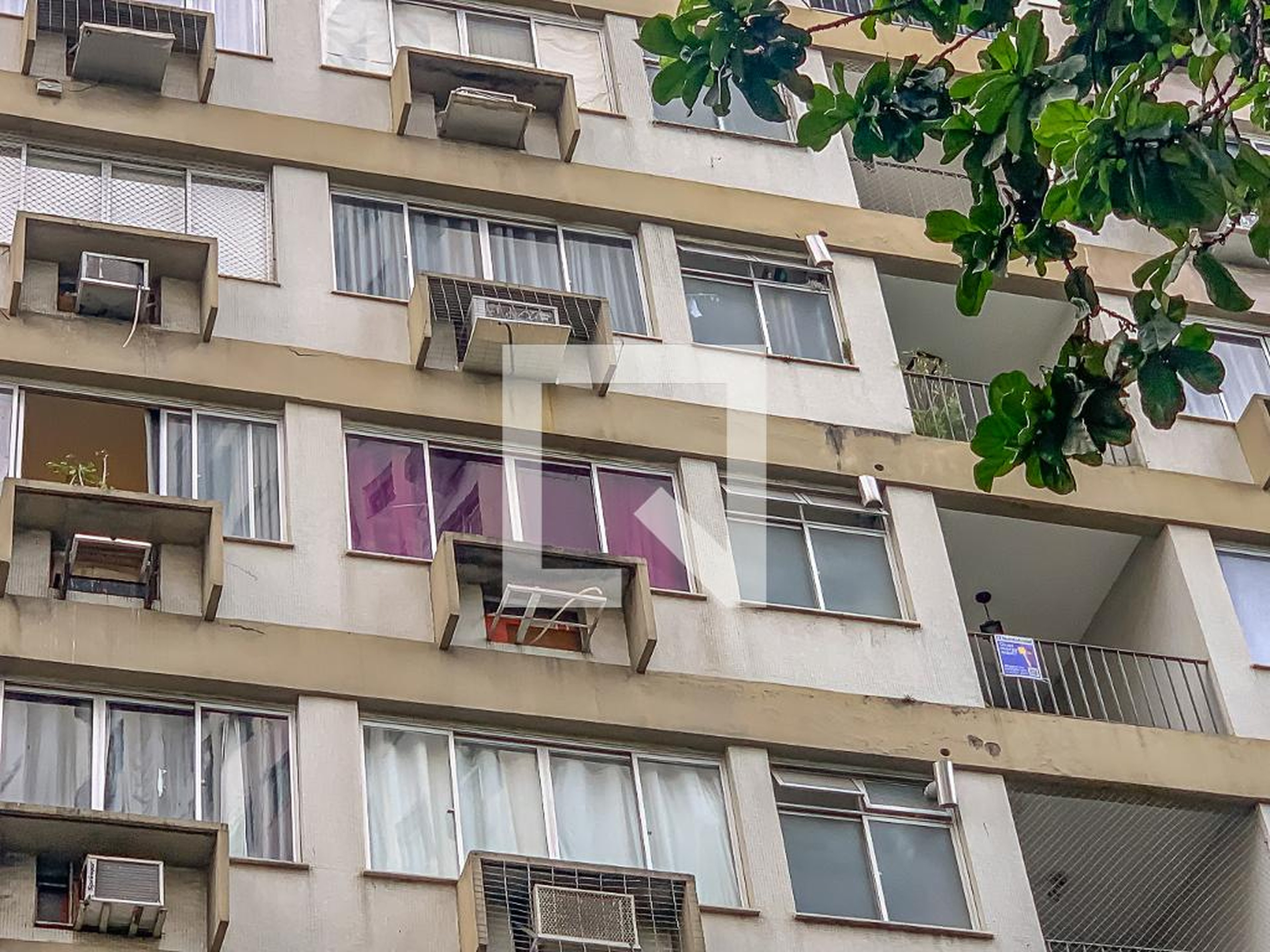 Fachada do Prédio Condomínio Business Flat