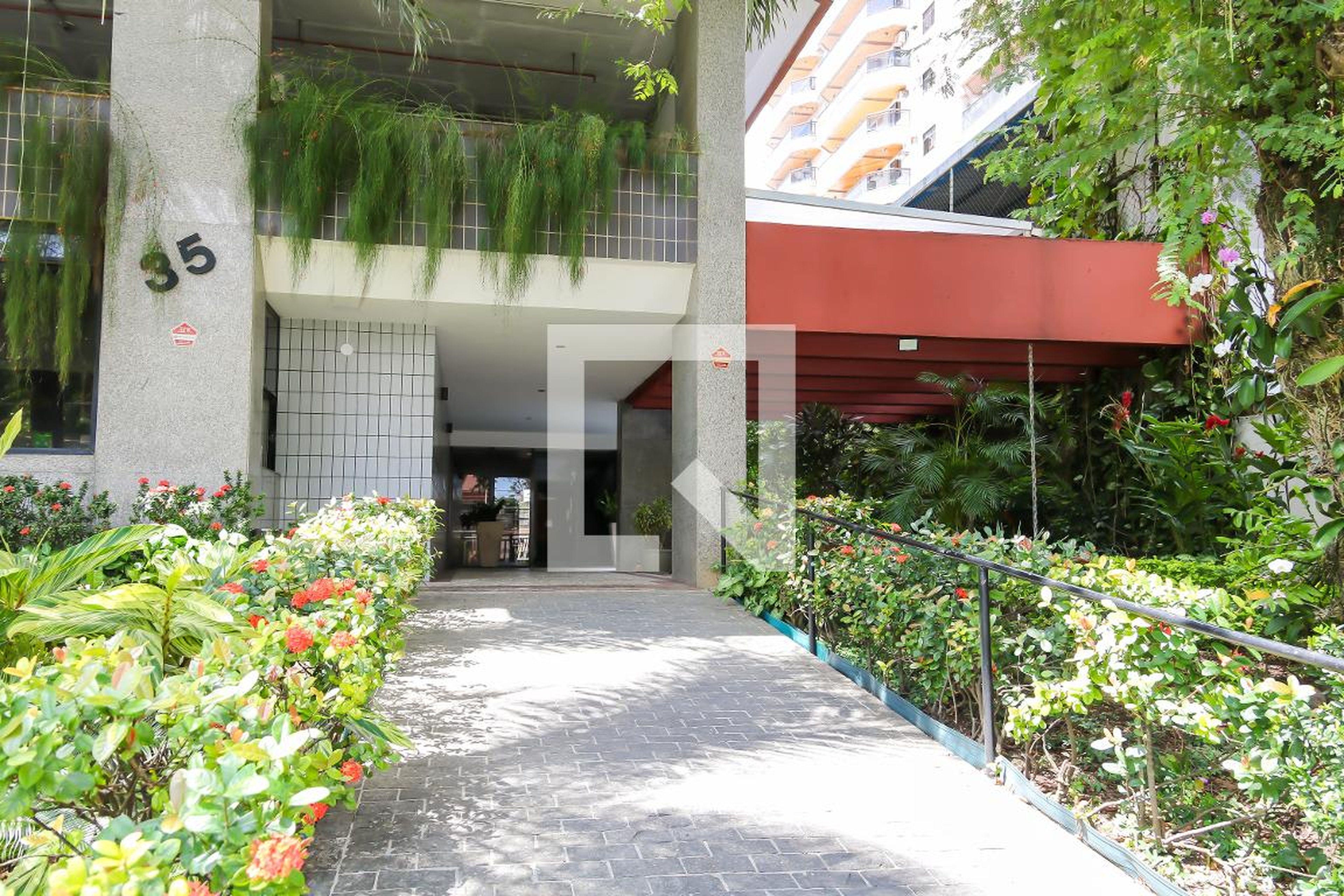 Fachada Condomínio em Rua dos Carijós, 35