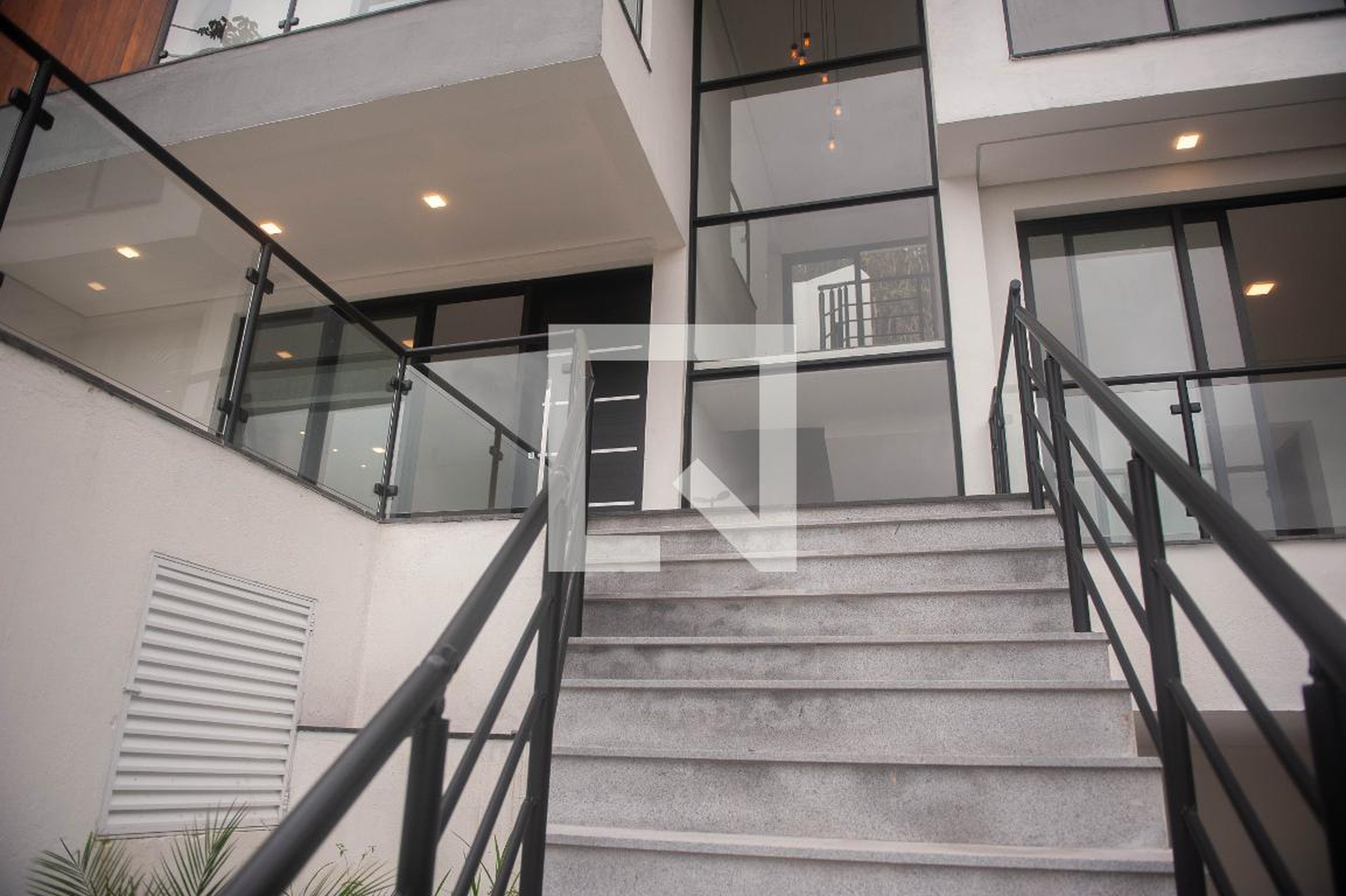 Fachada Condomínio em Rua Minas Gerais, 105