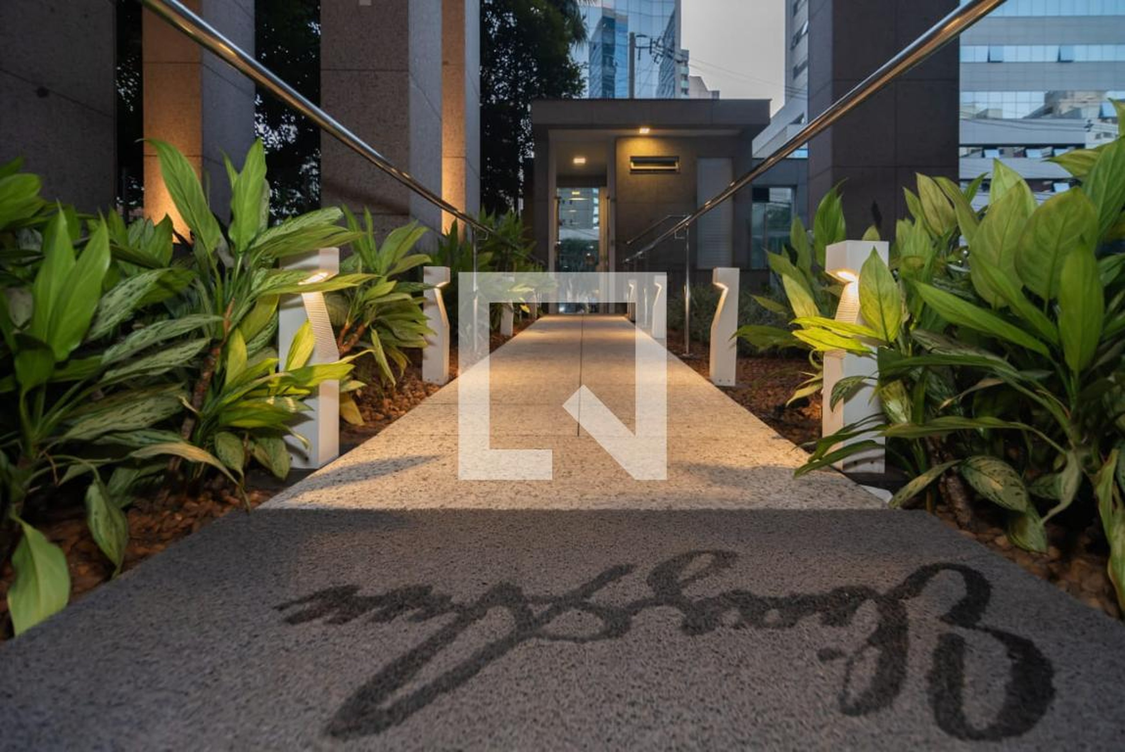 Entrada - Elias Aun e Cia