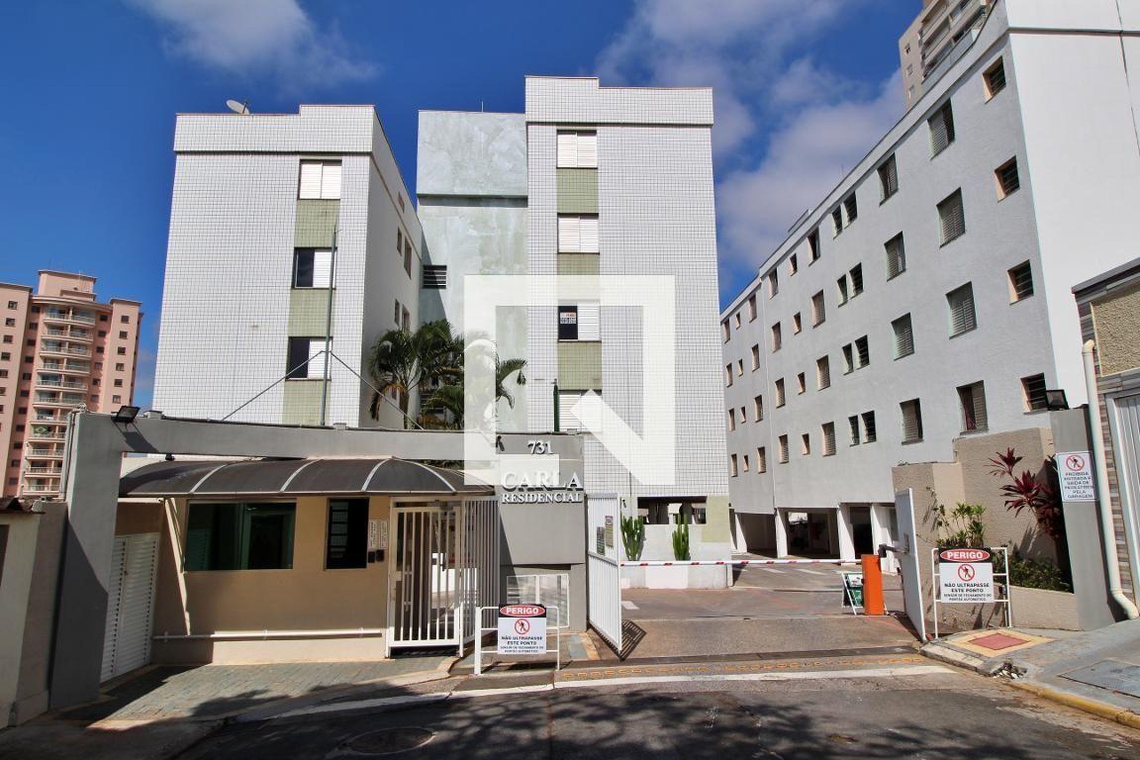 Fachada do Condomínio Residencial Carla