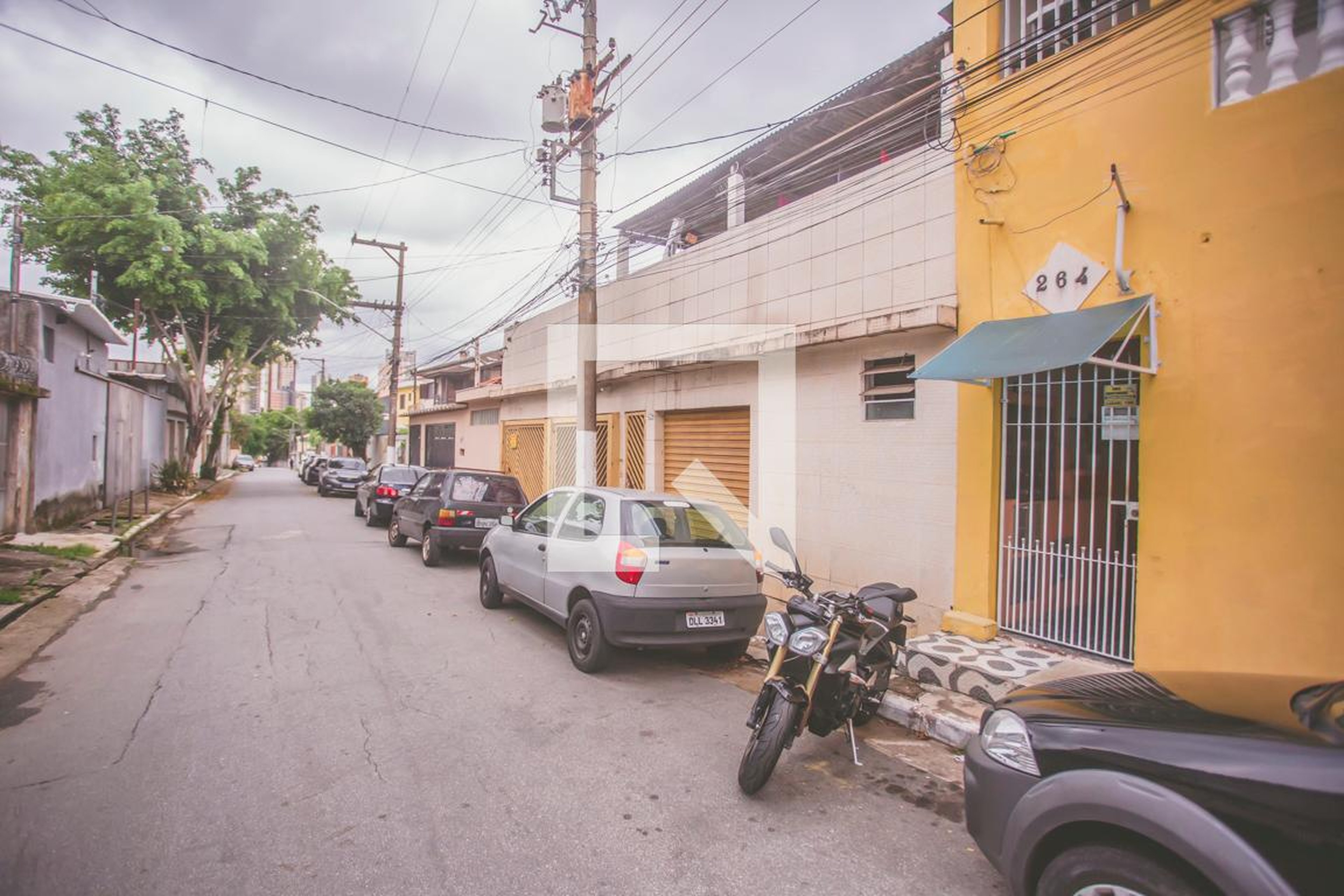 Fachada Condomínio em Rua Doutor Eduardo Lobo, 264