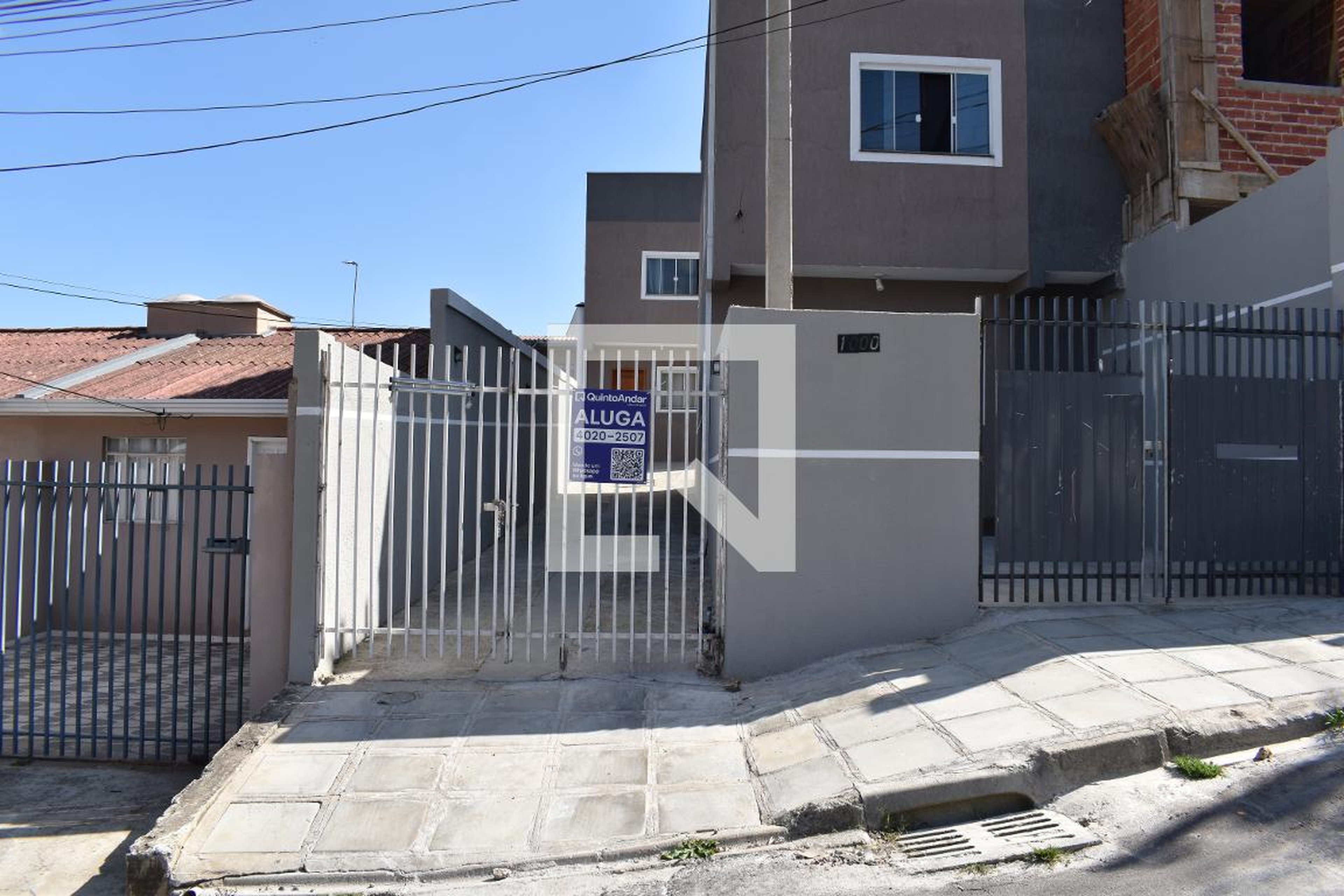 Fachada Condomínio em Rua Volta Redonda, 1000