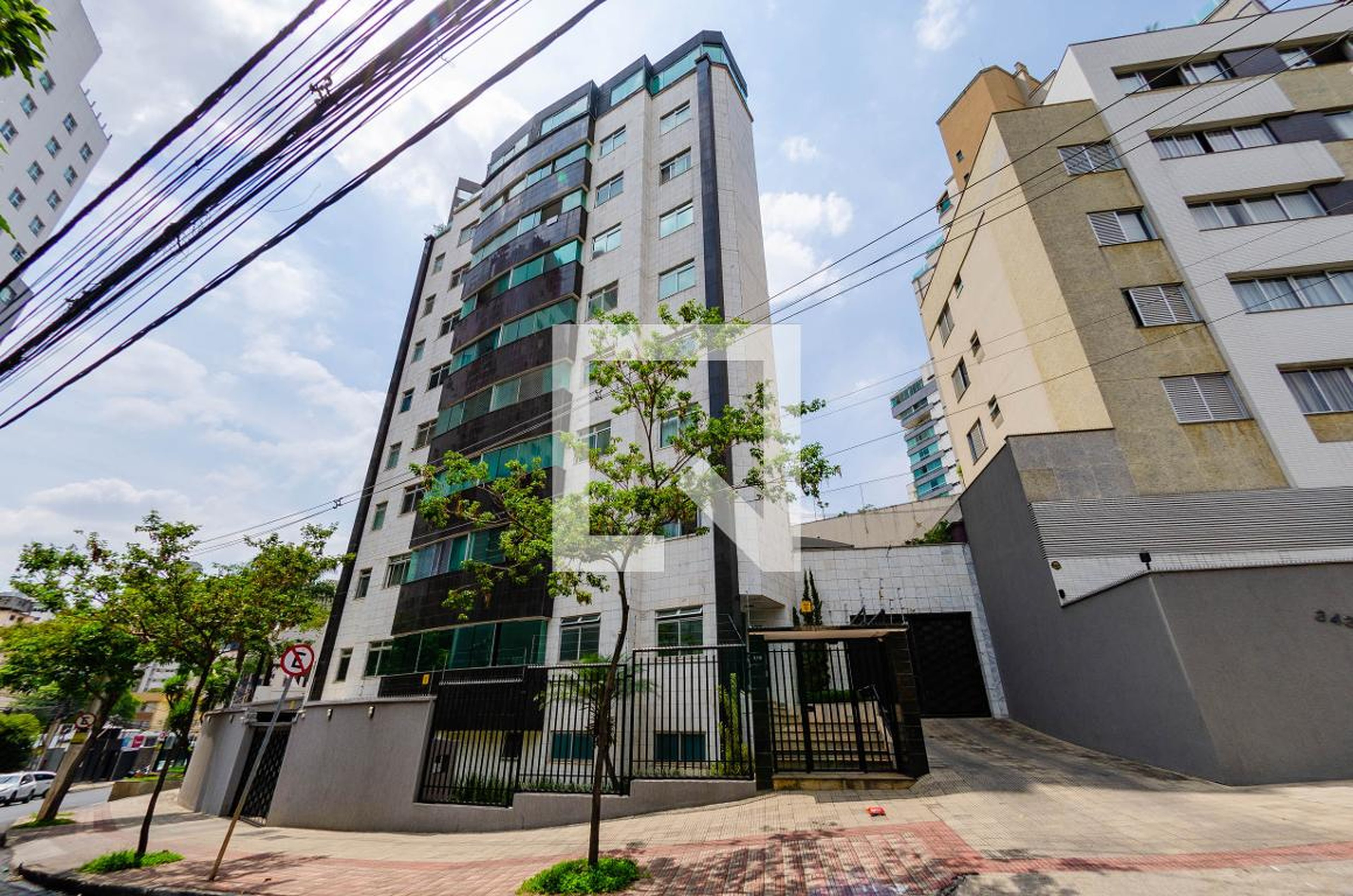 Fachada Condomínio em Rua Gentios, 315