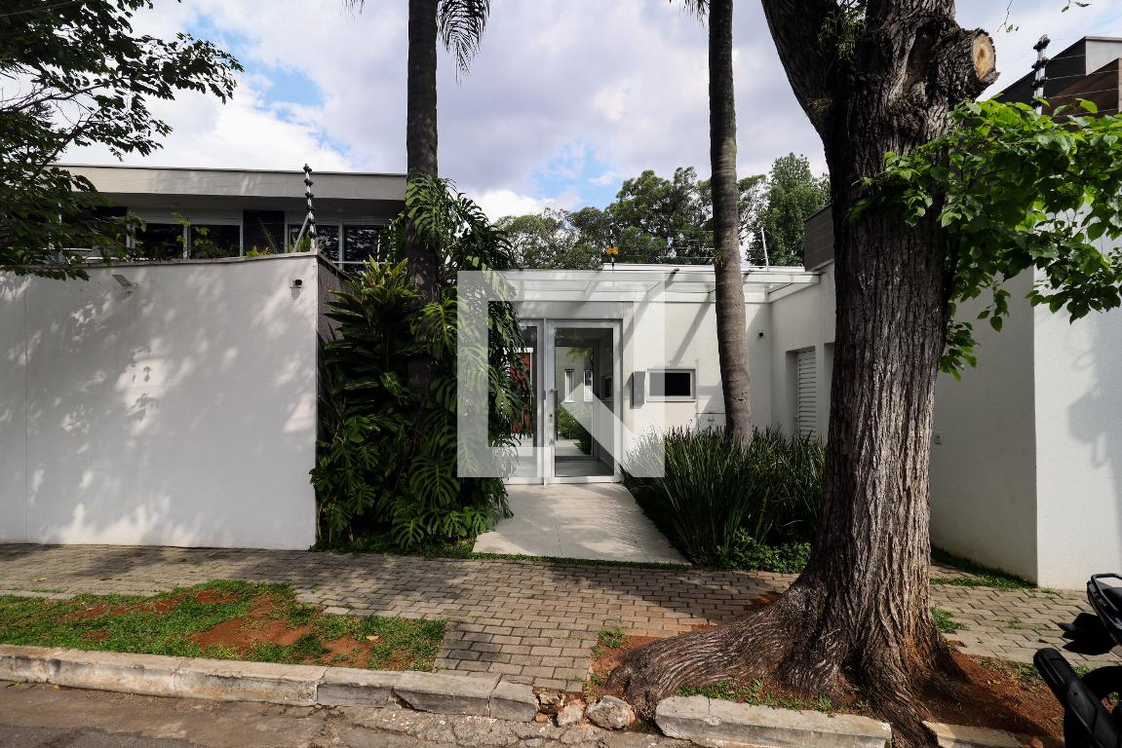 Fachada Condomínio em Rua Antônio de Andrade Rebelo, 211
