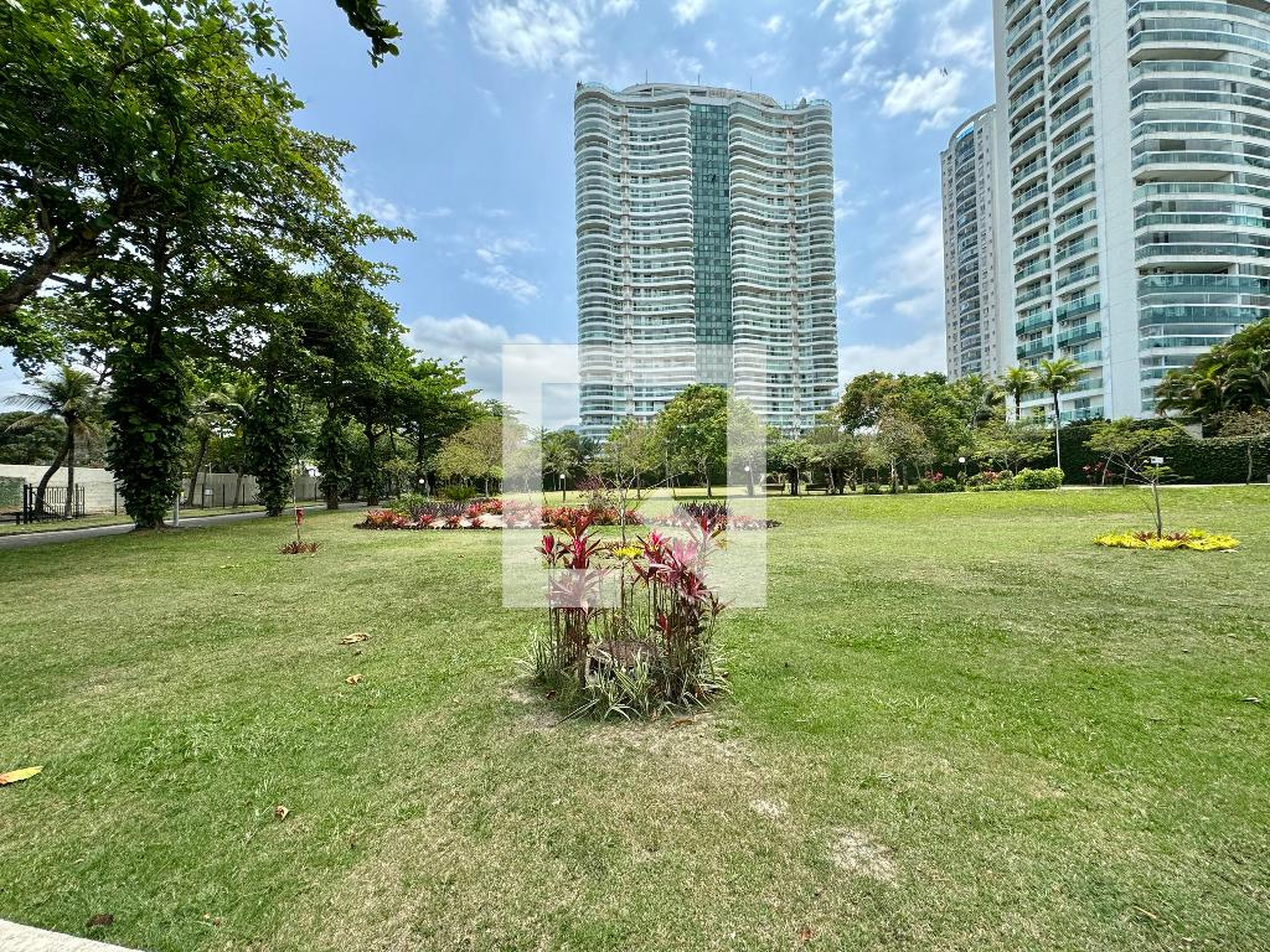 Fachada Condomínio Pedra de Itaúna