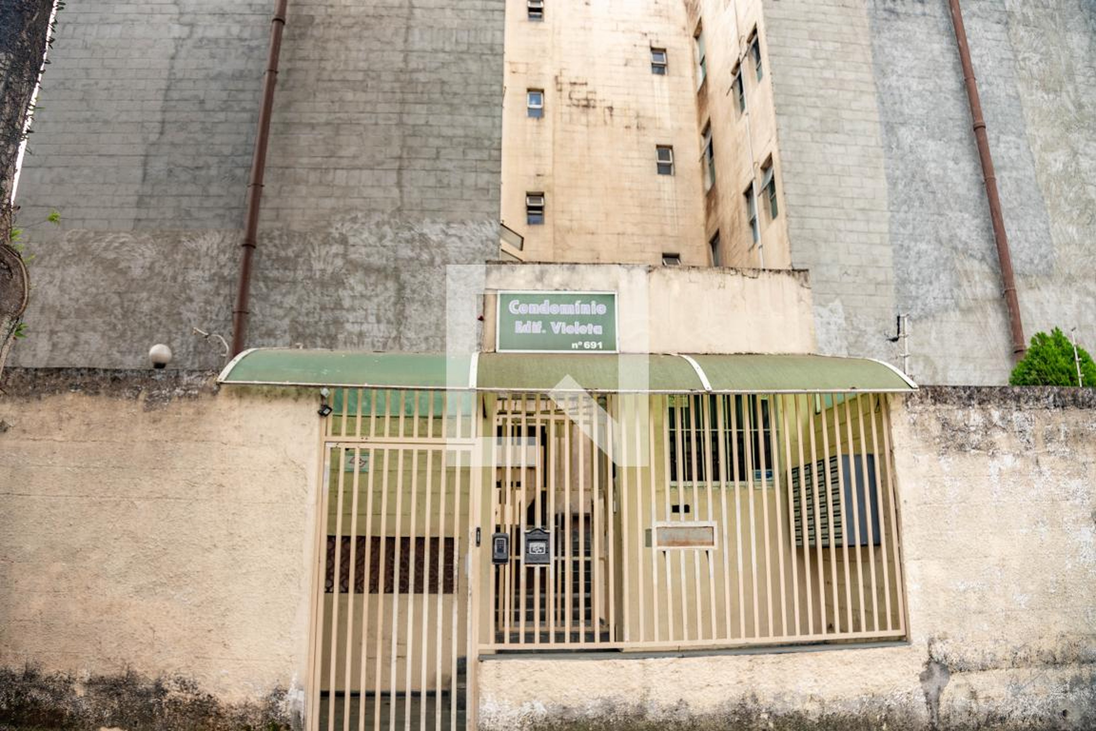 Fachada Edifício Violeta