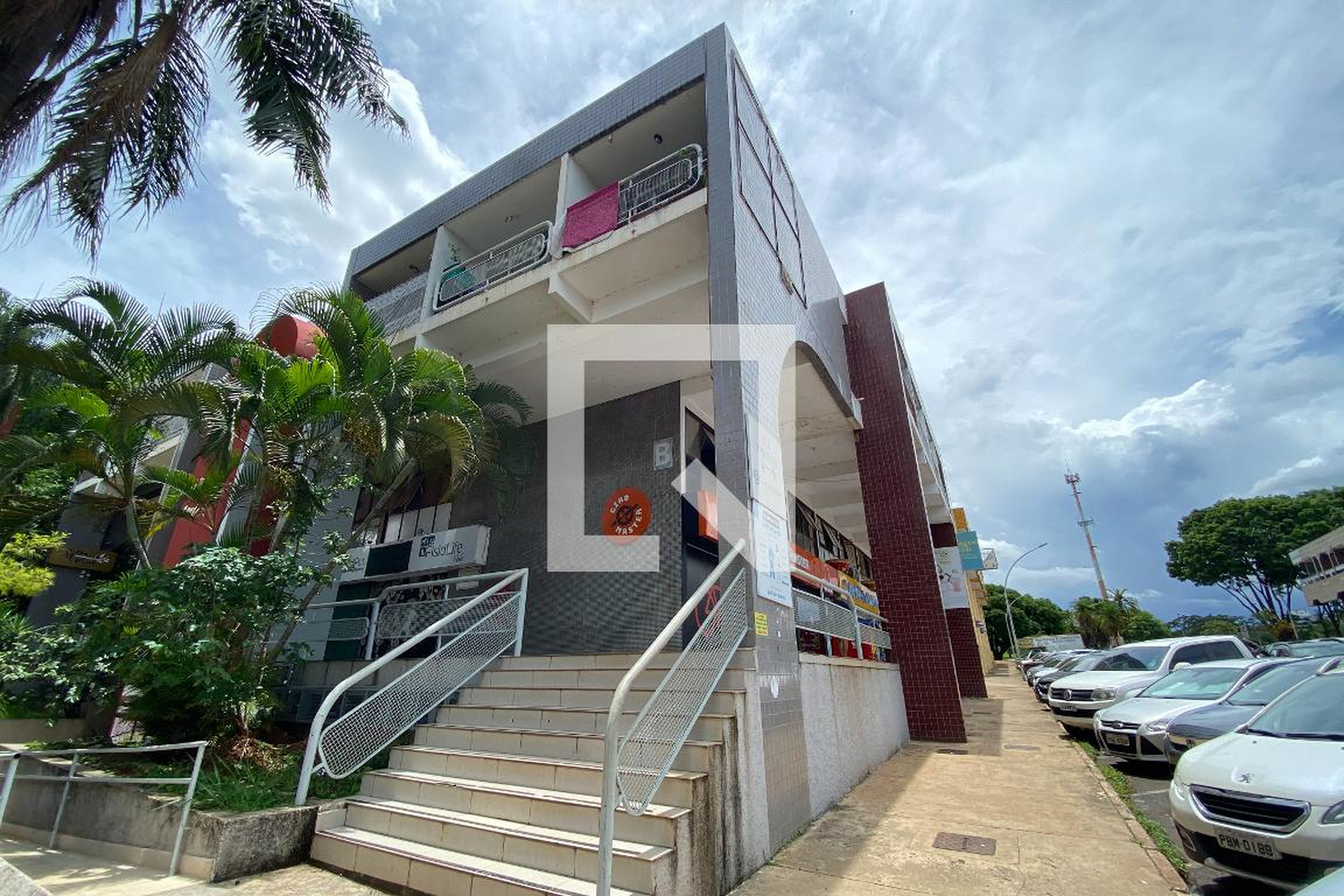 Fachada Condomínio em Cln 406 Bloco B, 0