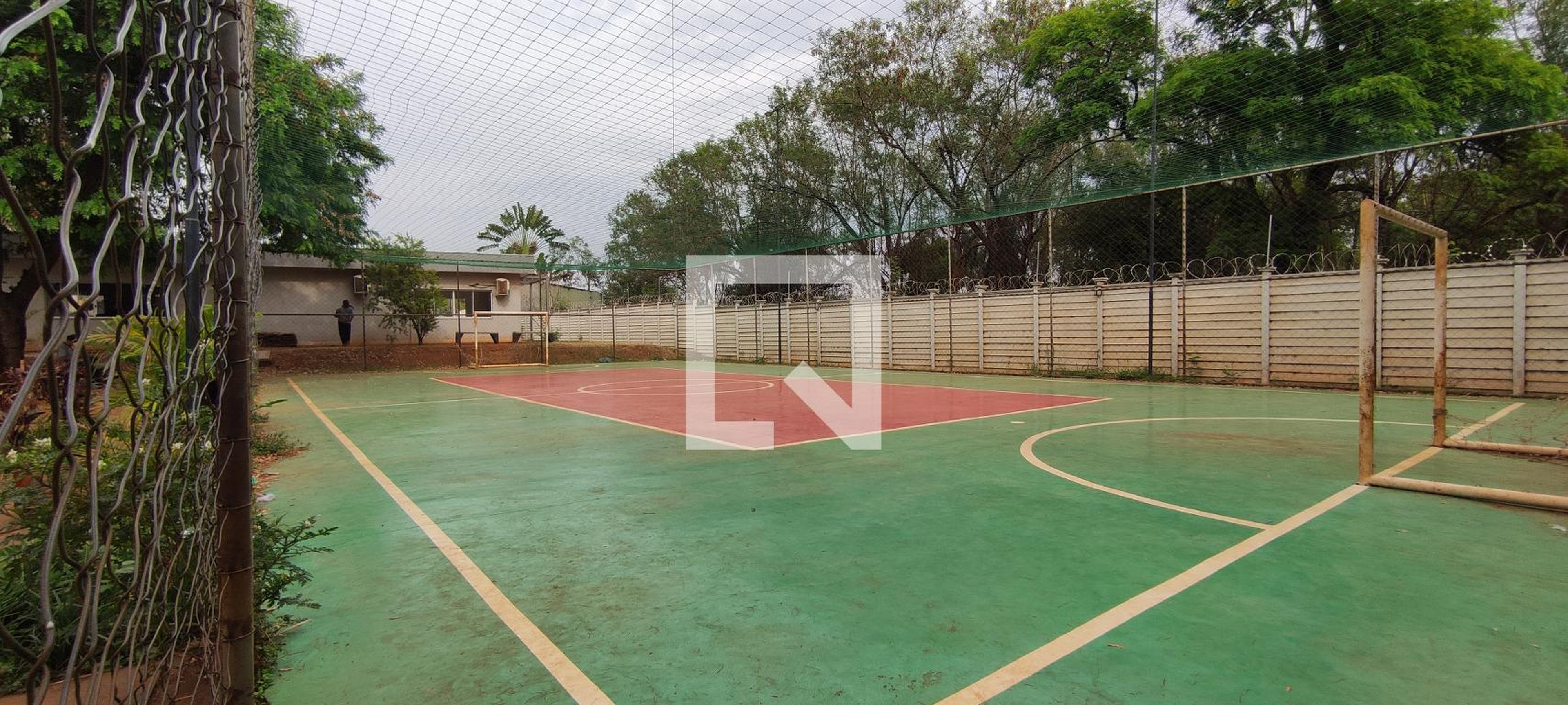 Quadra Condomínio em Rua Tito Bonagamba, 7