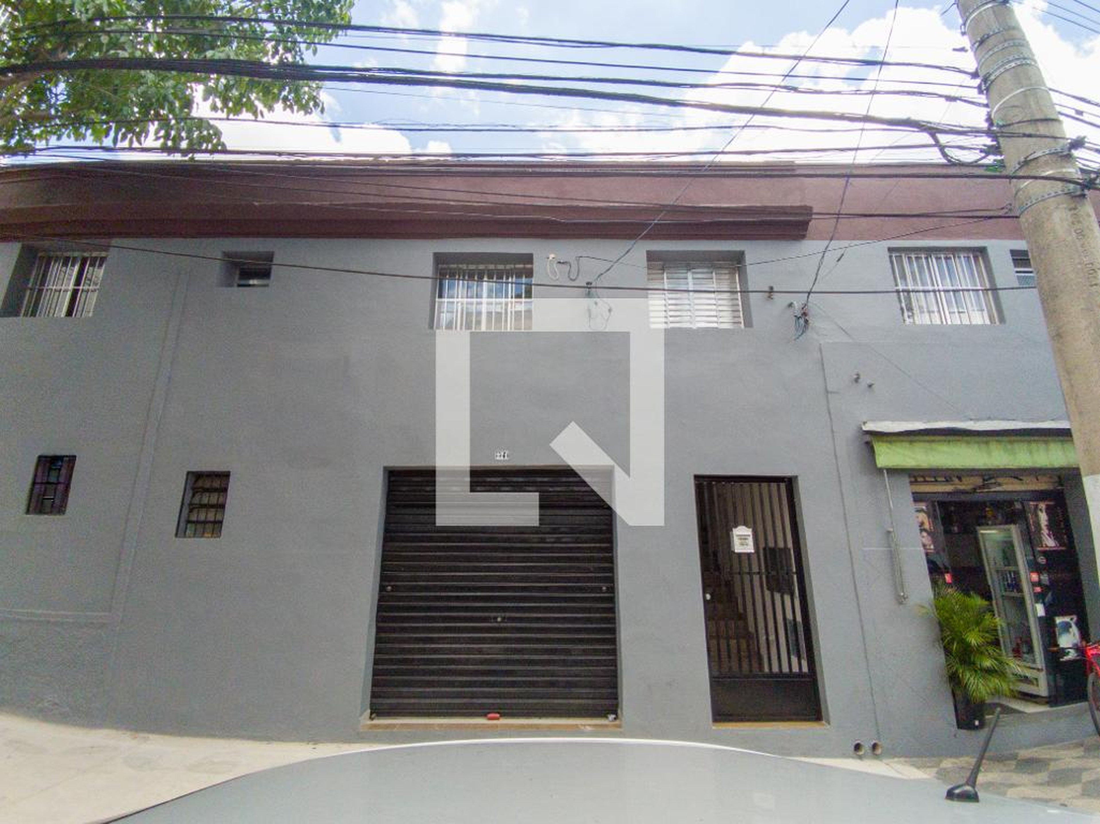 Fachada Condomínio em Rua Alfredo Maia, 273