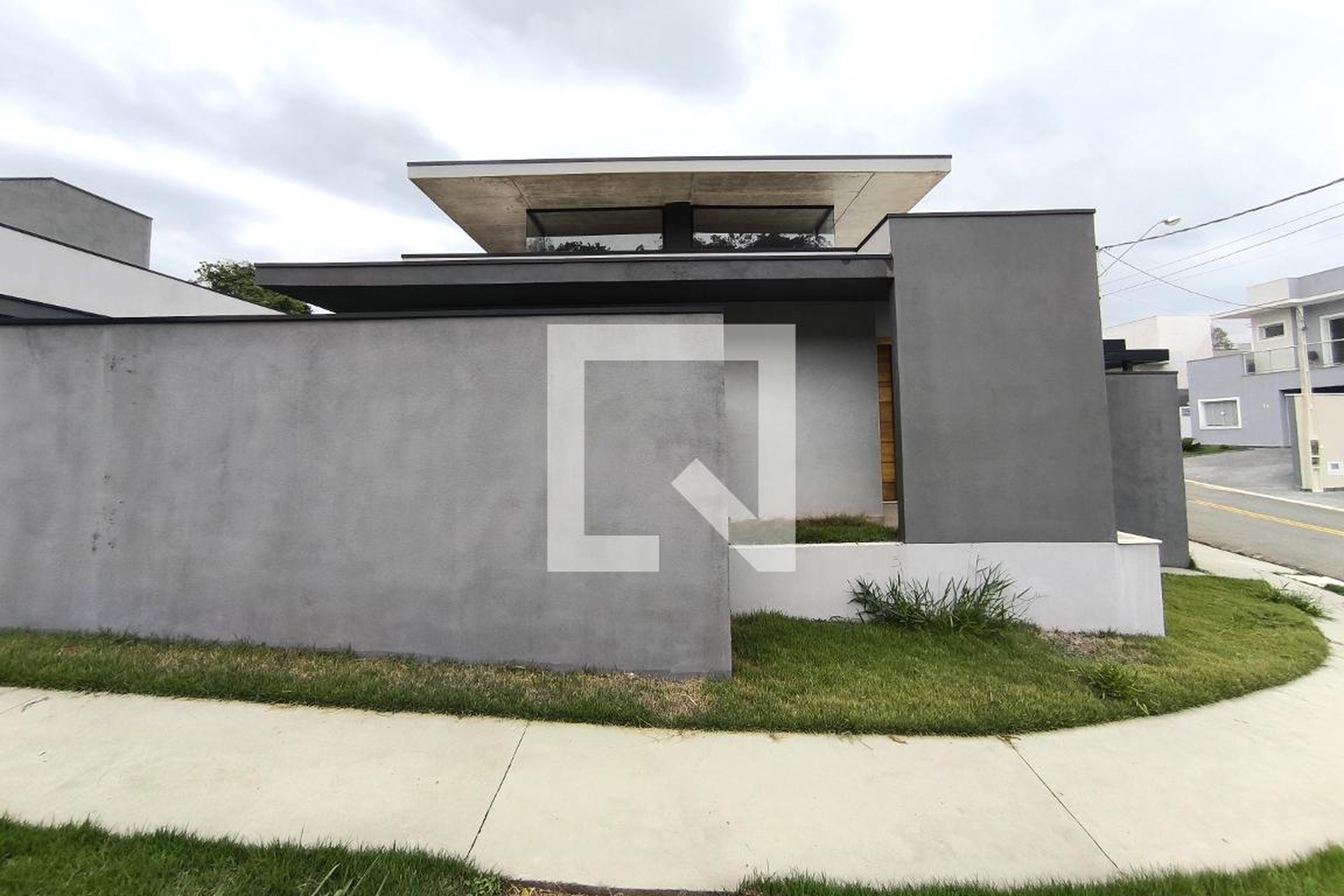 Fachada Condomínio em Rua José Renovato da Silva, 31