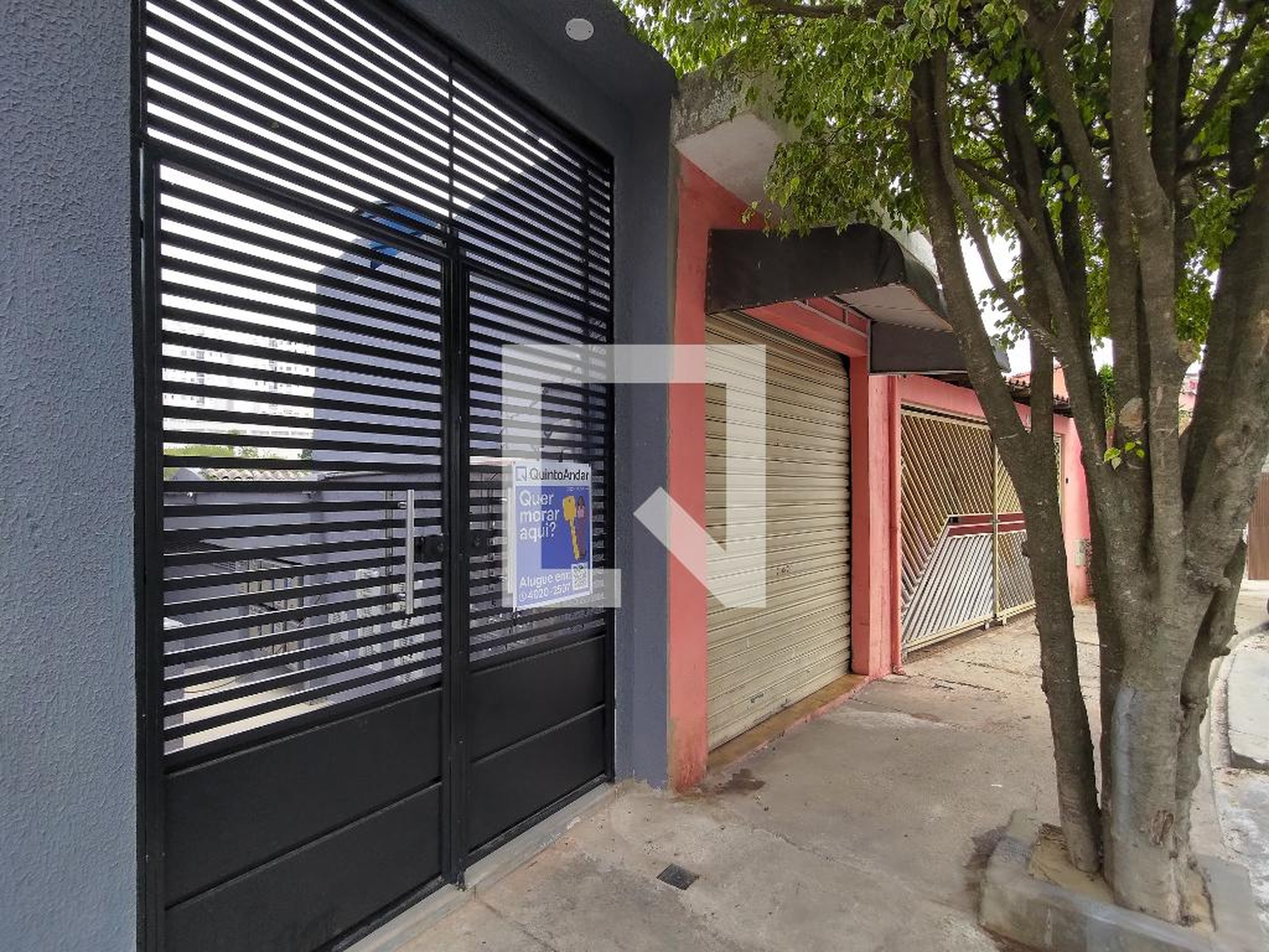 Fachada Condomínio em Rua Castanho Mirim, 422