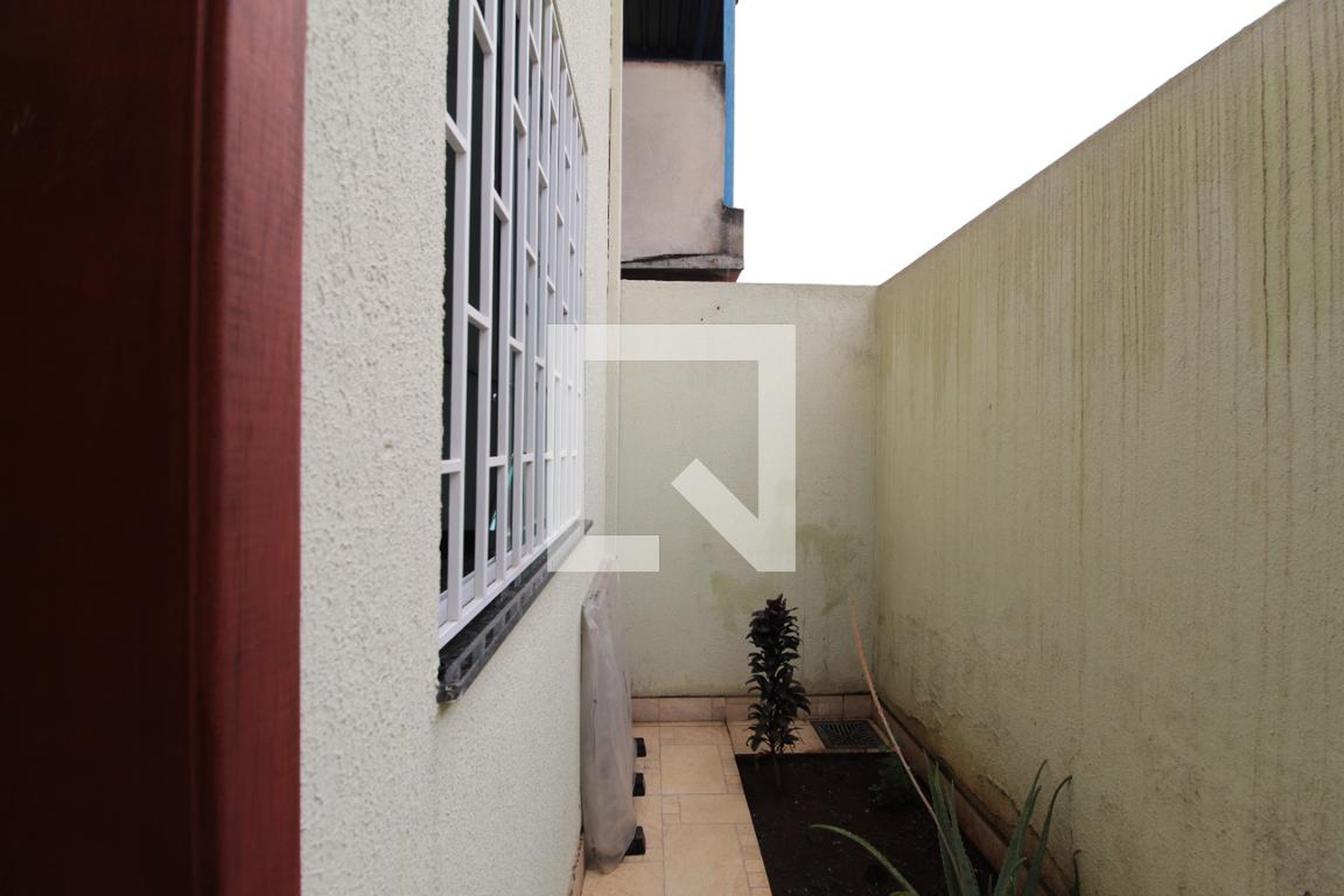 Hall de Entrada Condomínio em Rua Ismar Francisco da Silva, 224